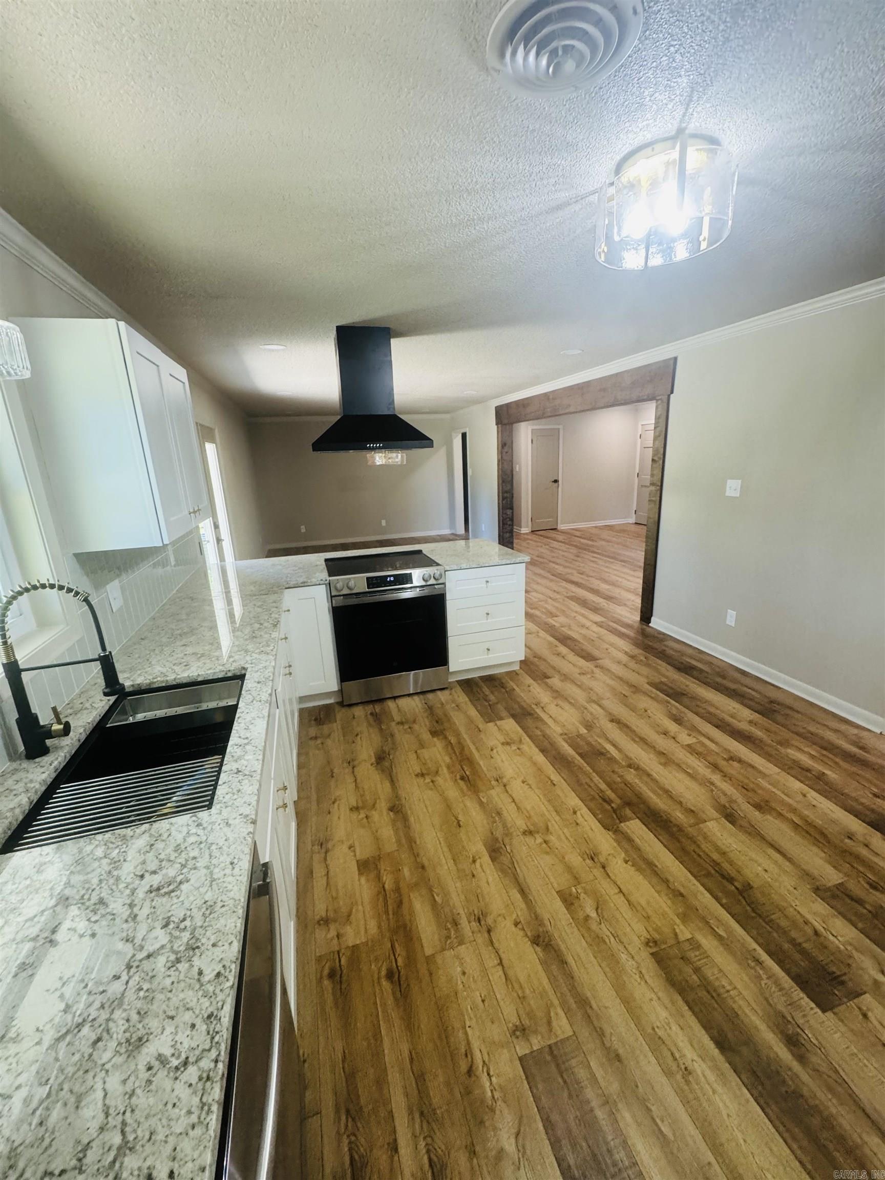 563 Elaine  Camden, AR