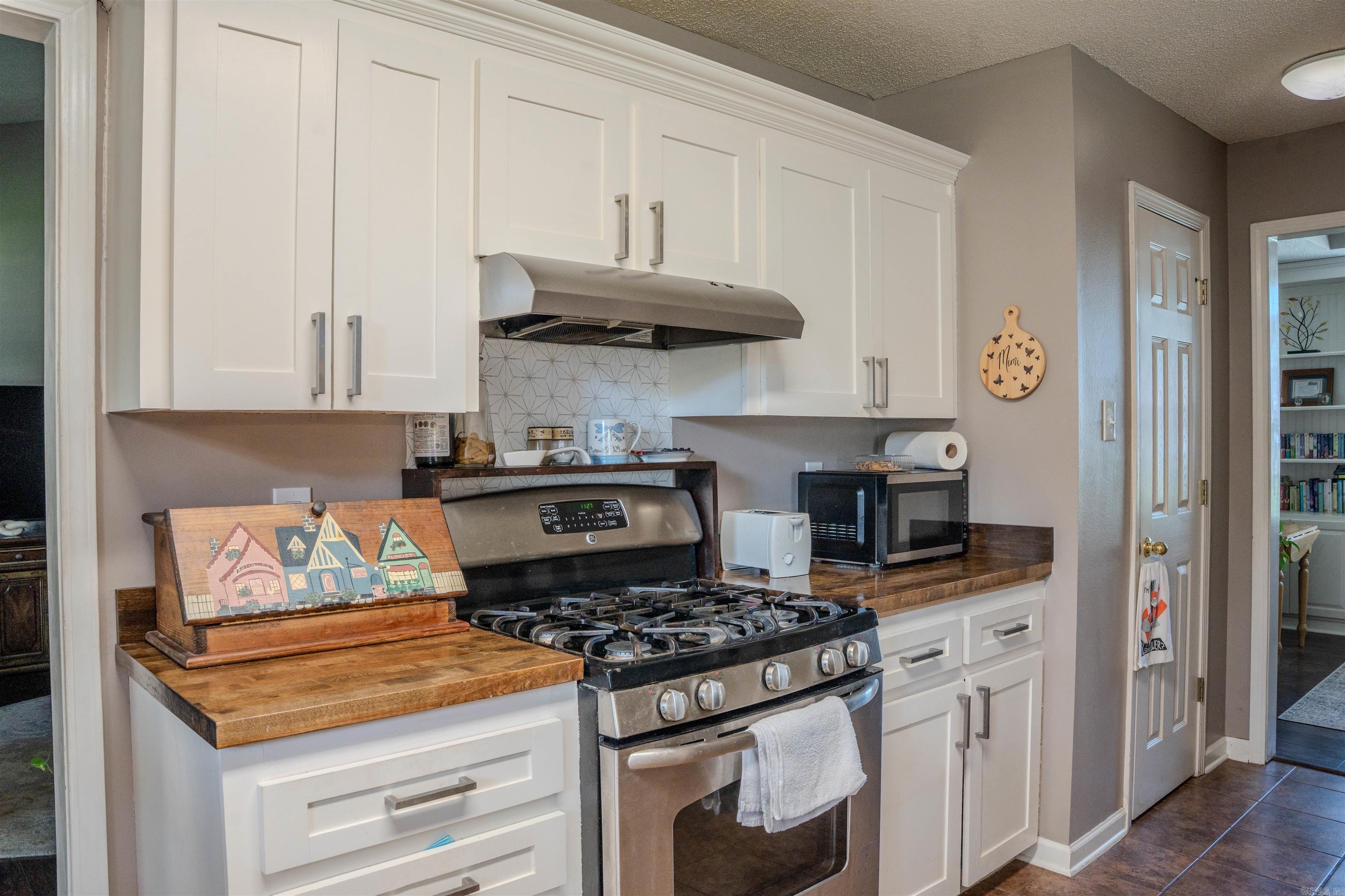 2523 DELAWARE CROSSING  Benton, AR