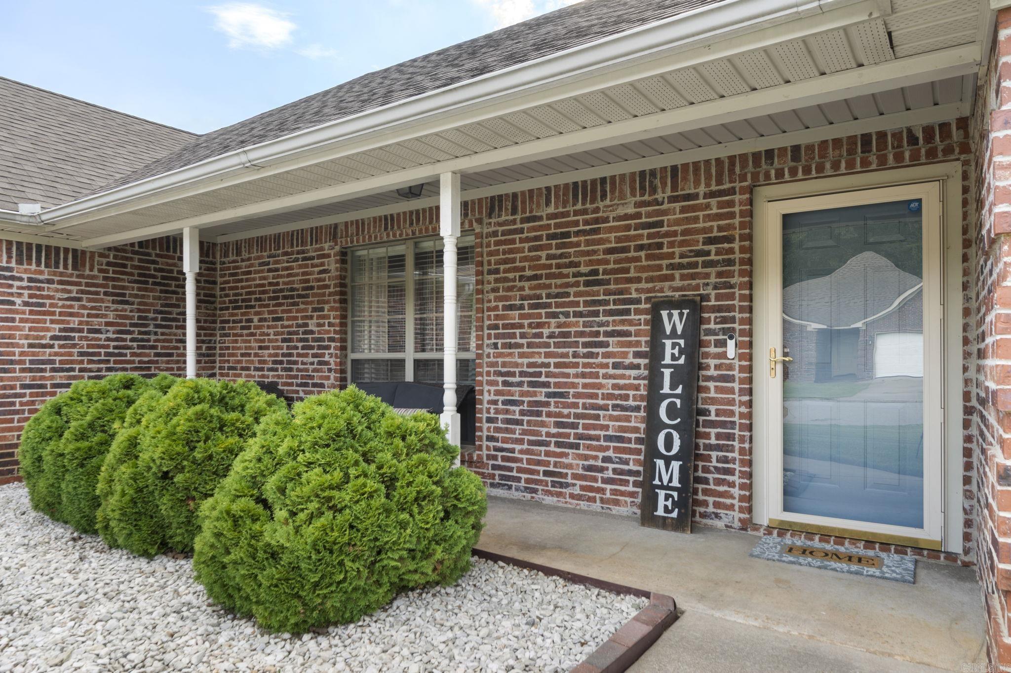201 Pope Dr  Benton, AR