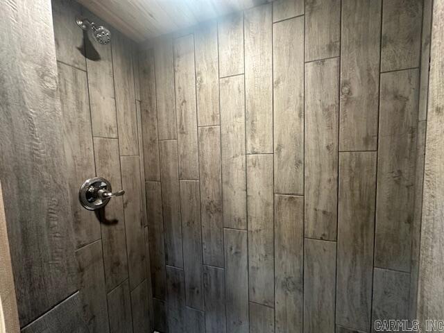 274 Salt Cave Drive  Greers Ferry, AR