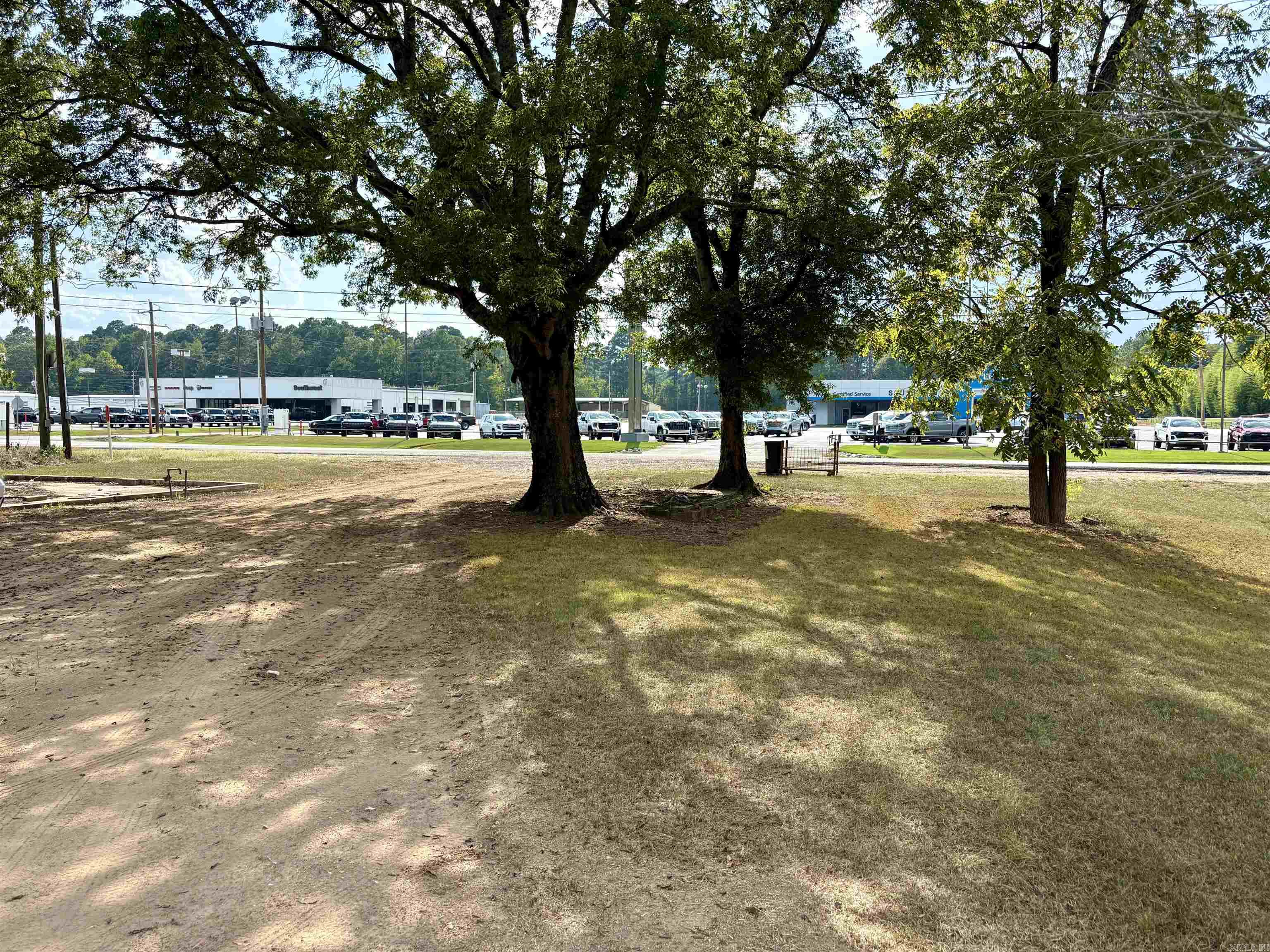 1418, 1420 N 10th  Arkadelphia, AR