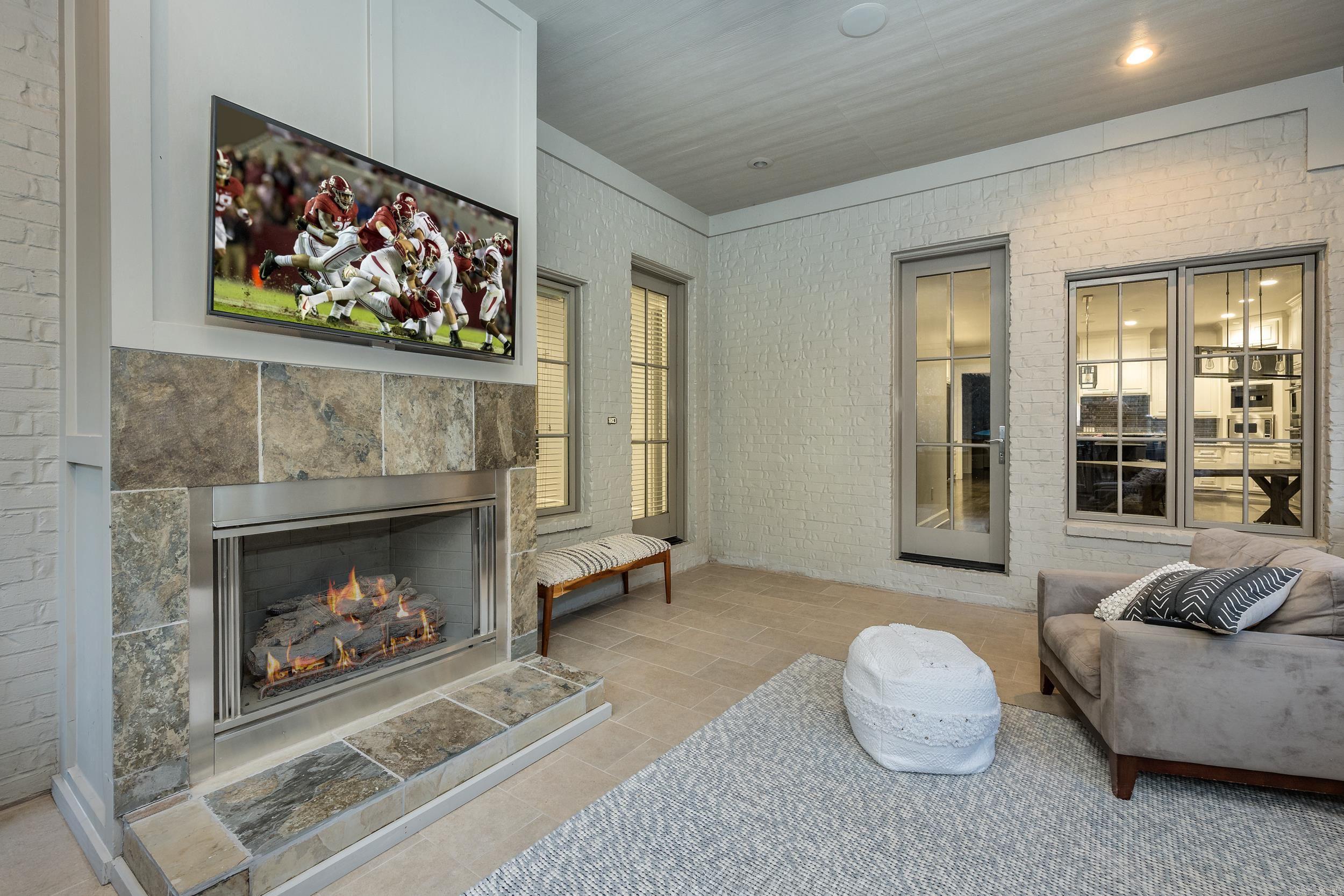 14 Sologne Circle Little Rock, AR 72223