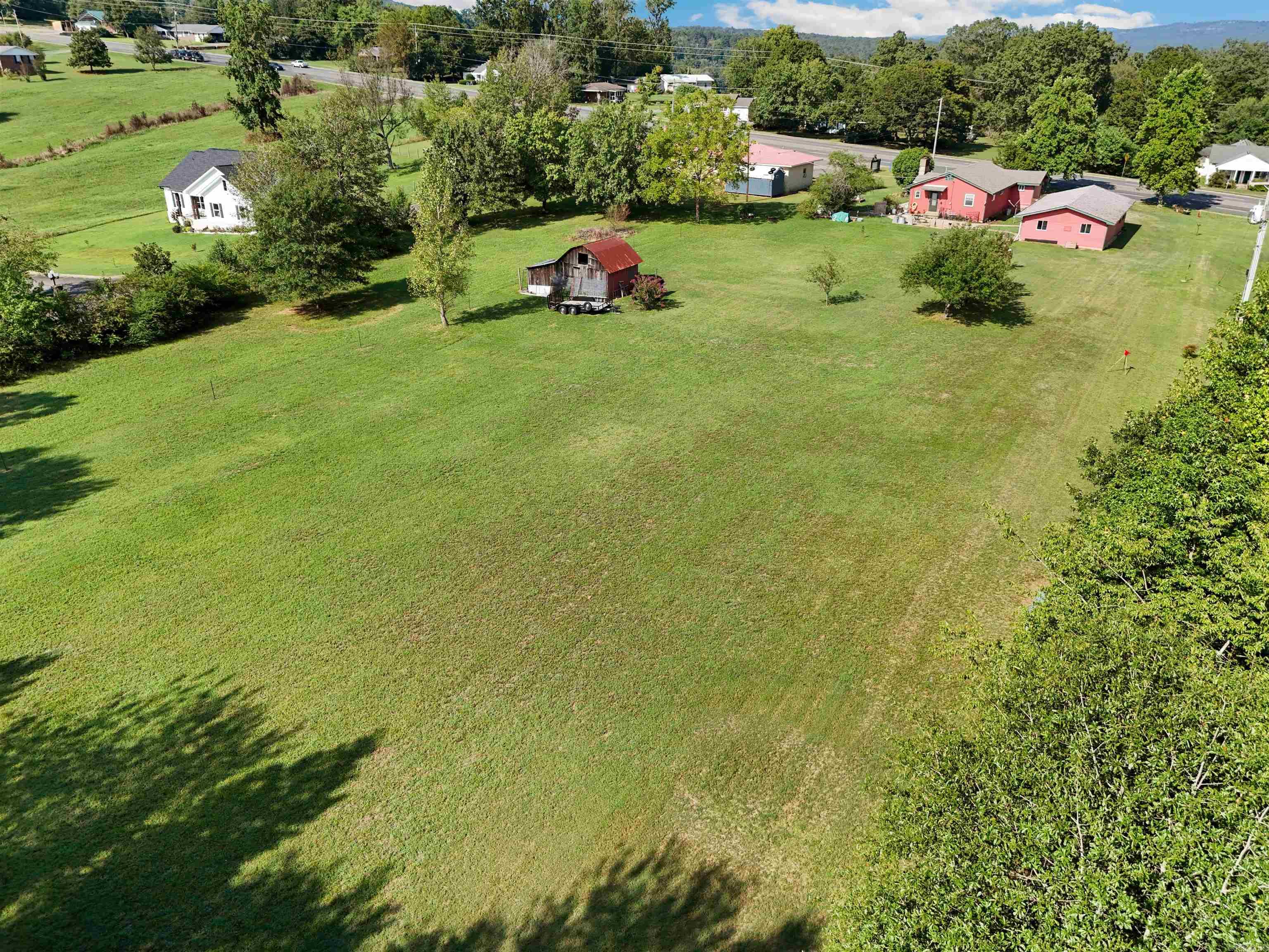 871 S 65  Clinton, AR