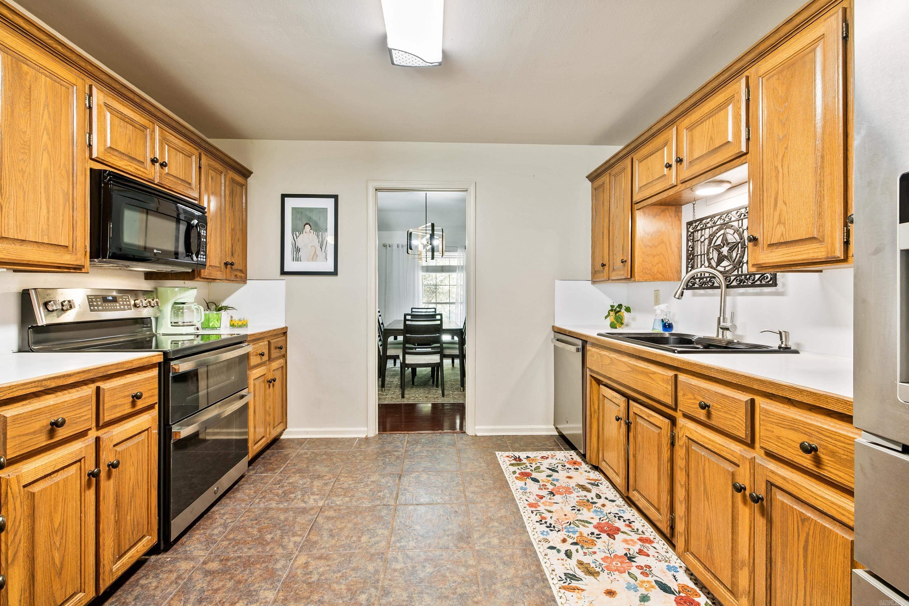 1045 Cambridge  Benton, AR