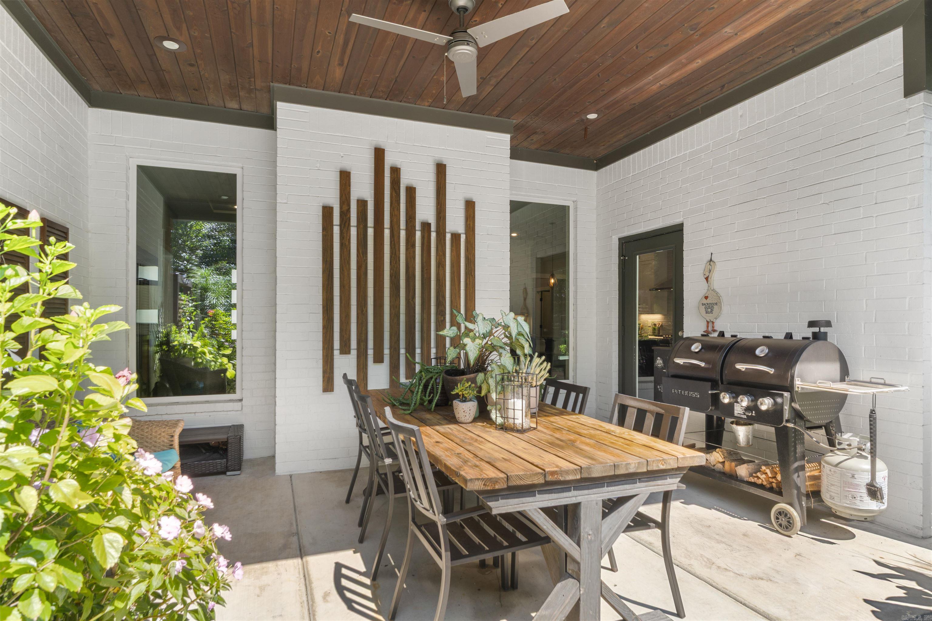 18825 Lochridge  Little Rock, AR