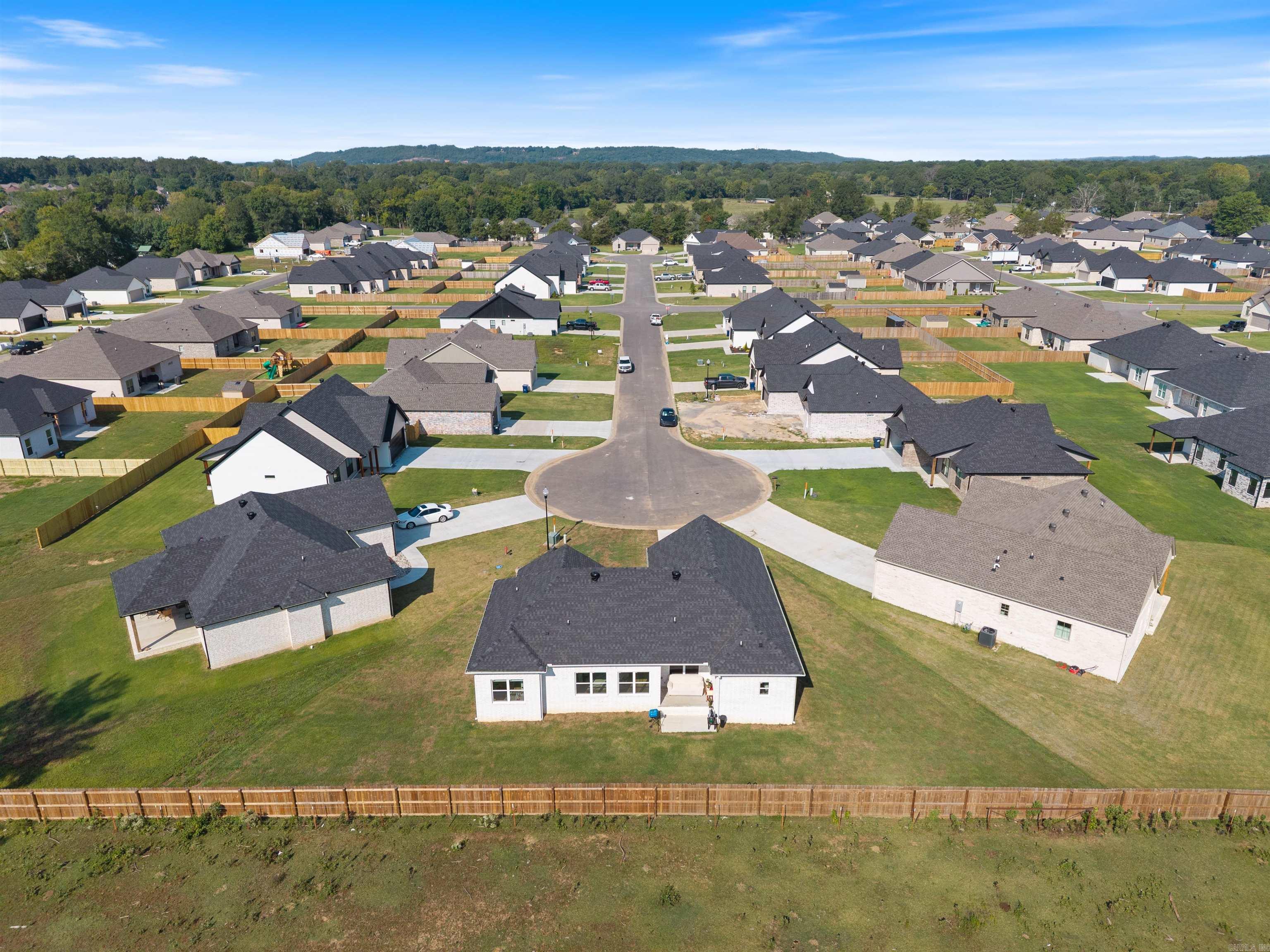 14 Songbird Cv  Greenbrier, AR