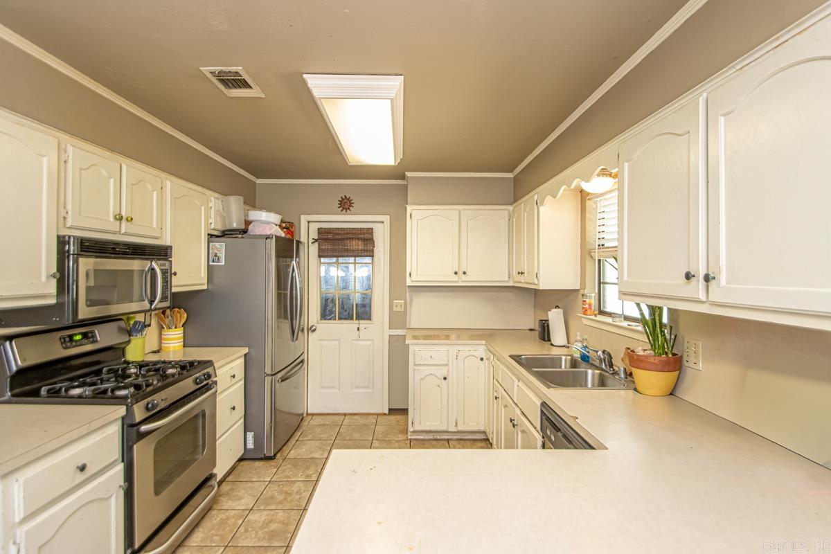 180 Sunset Dr  North Little Rock, AR