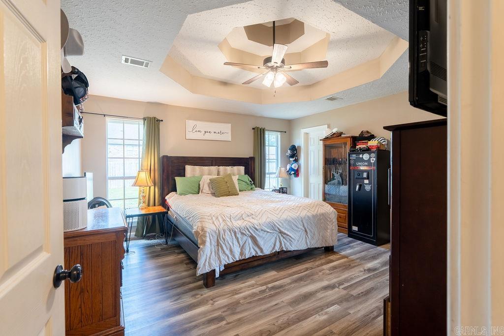 38 Linda  Greenbrier, AR