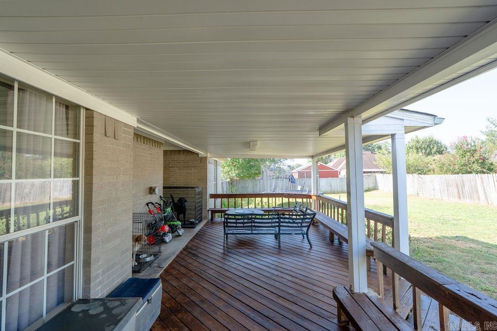 38 Linda  Greenbrier, AR