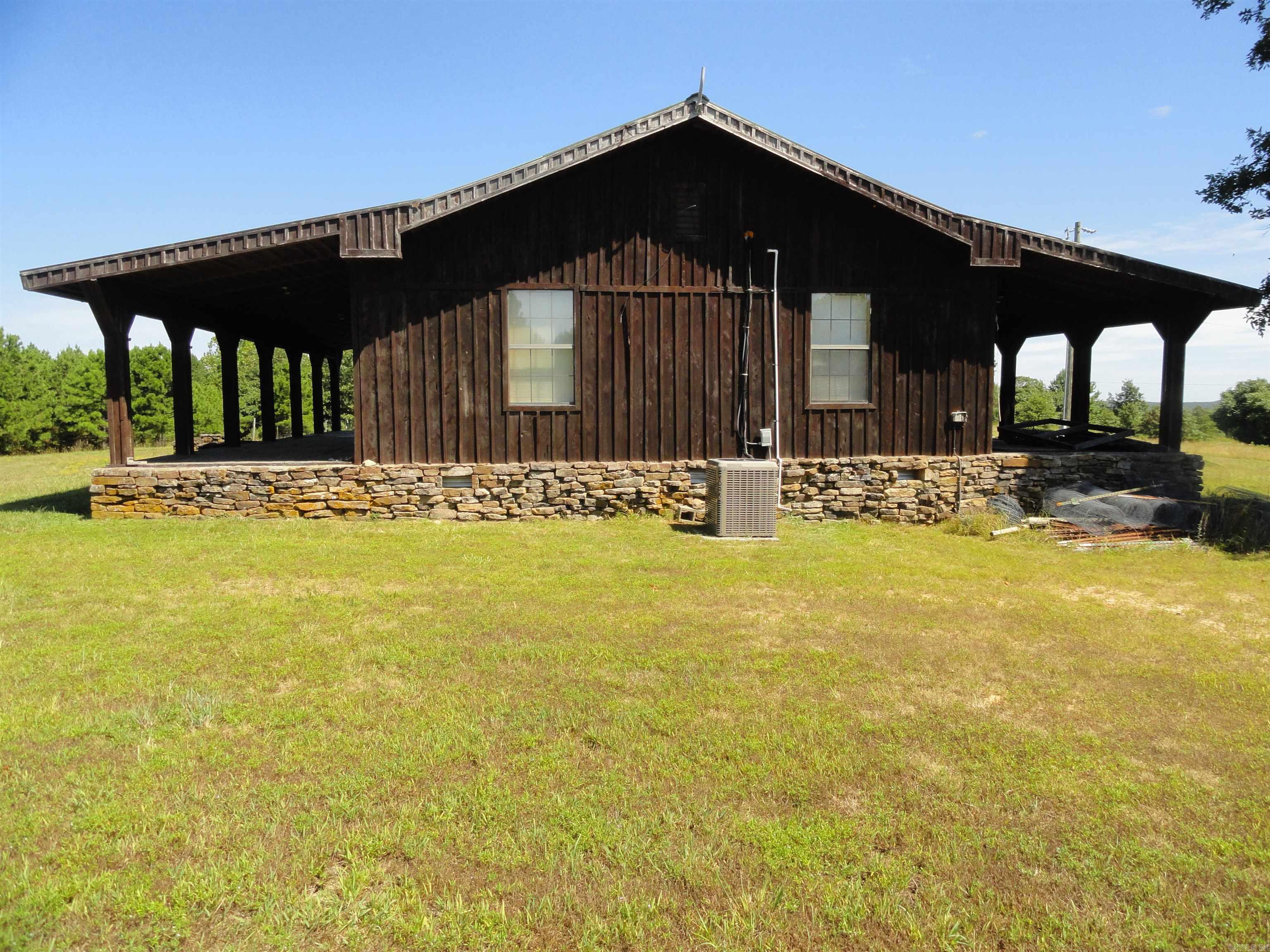 878 Harry Brown  Leslie, AR