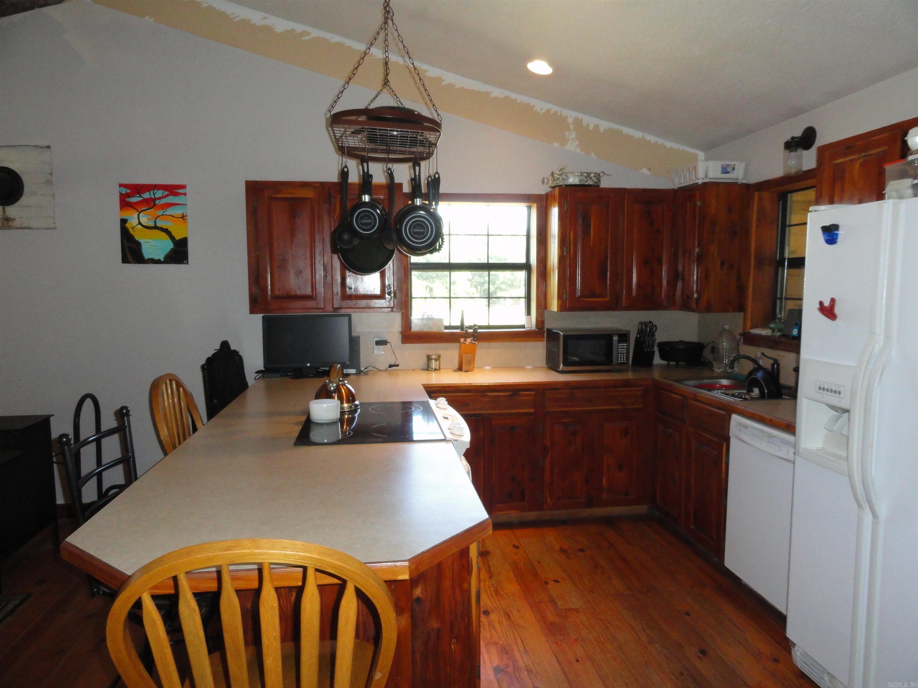 878 Harry Brown  Leslie, AR