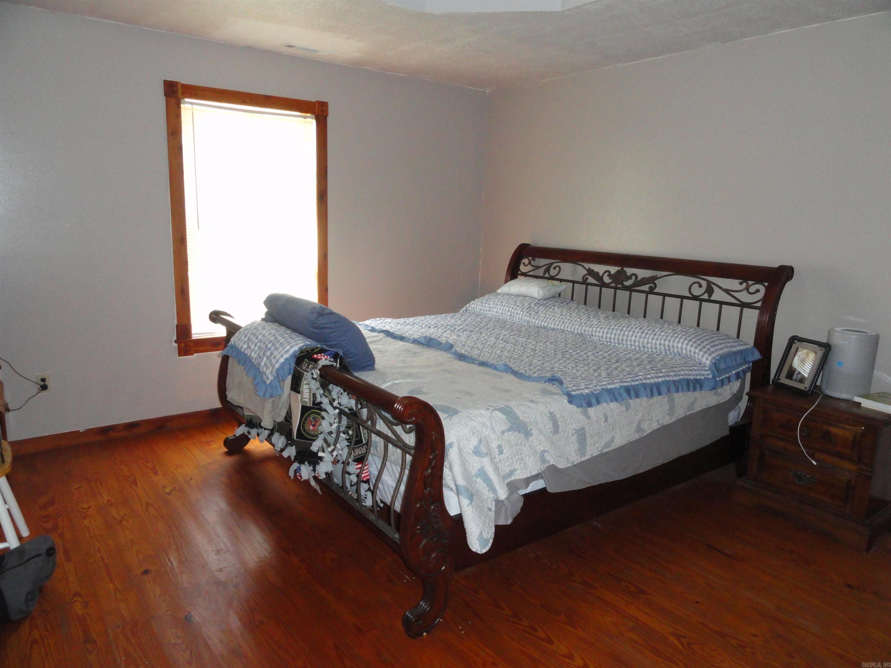 878 Harry Brown  Leslie, AR
