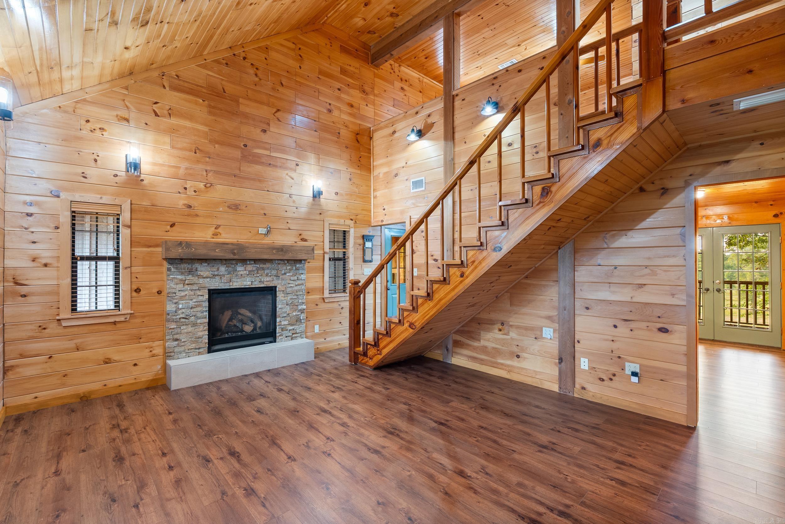 203 Marcus Hill  Enola, AR