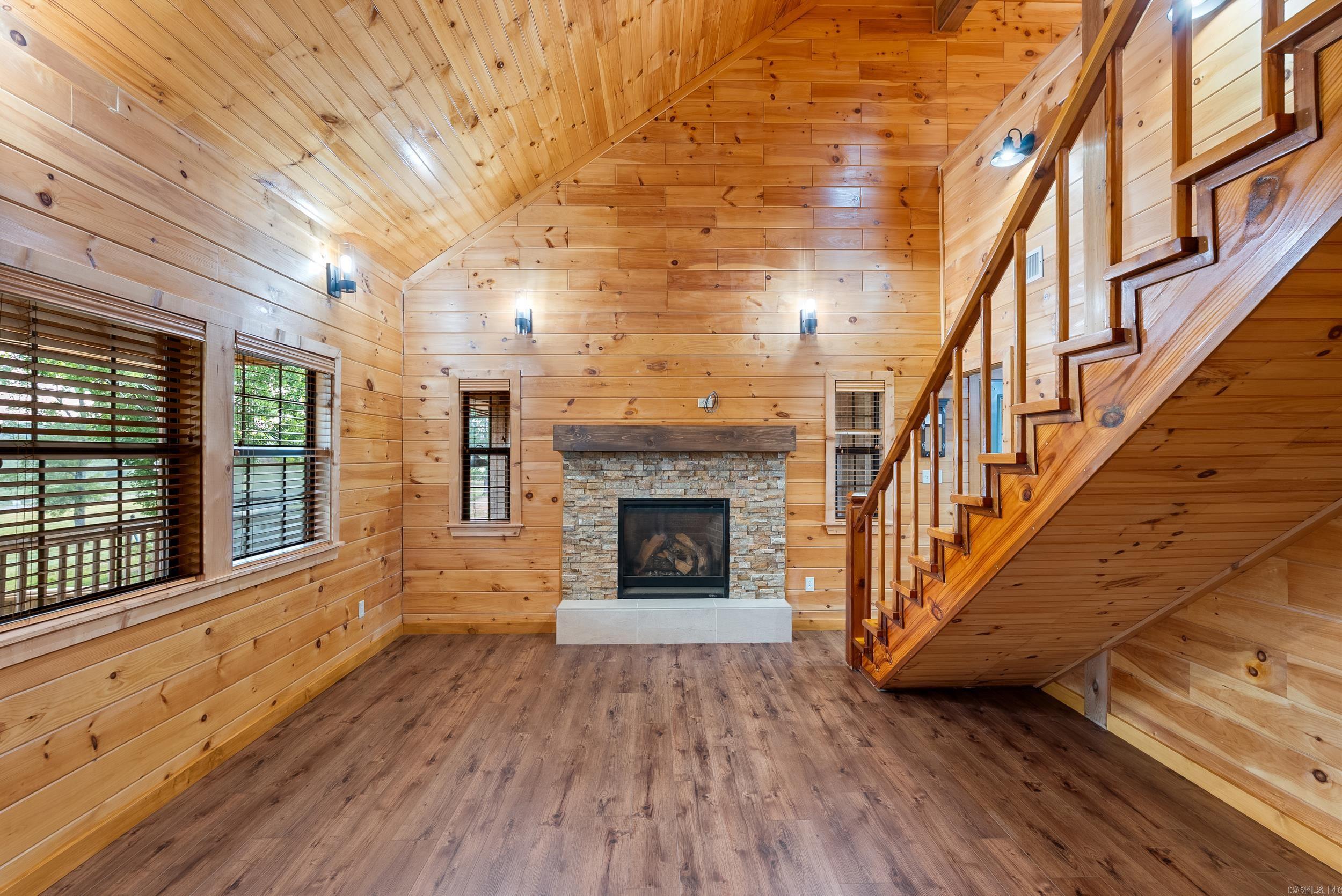 203 Marcus Hill  Enola, AR