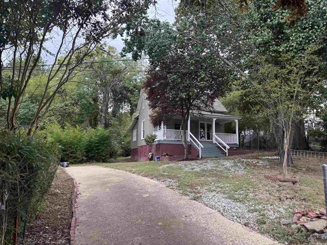 209  Elizabeth  Hot Springs, AR