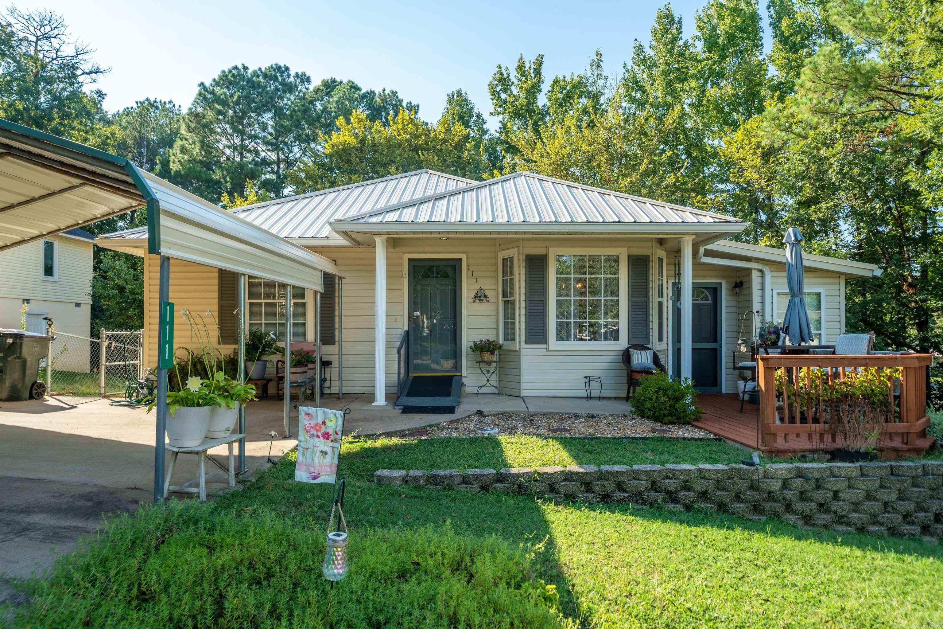 111 Latricia Hot Springs, AR 71913