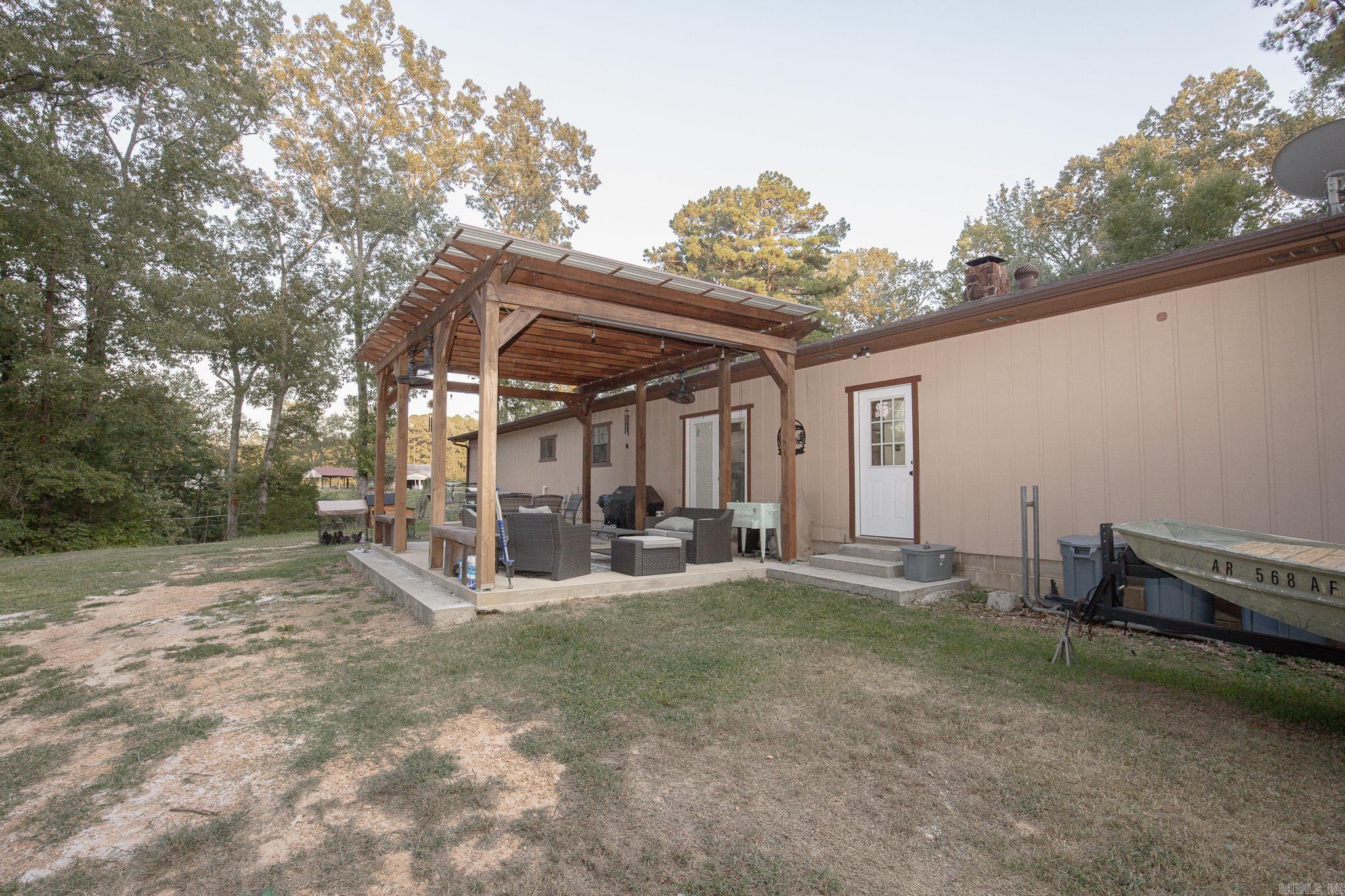 2323 Hwy 291 N.  Prattsville, AR