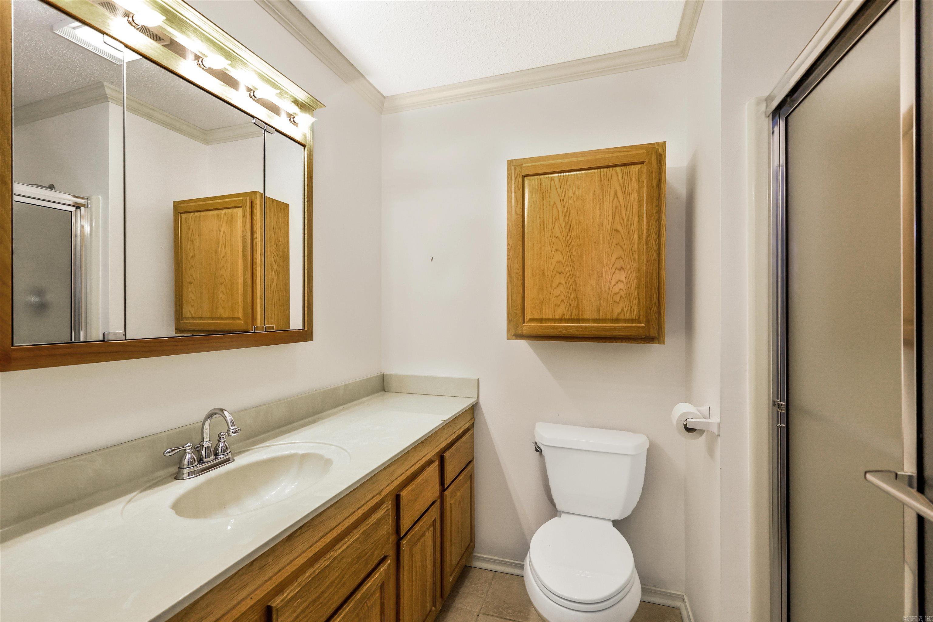 124 CORPORATE  Hot Springs, AR