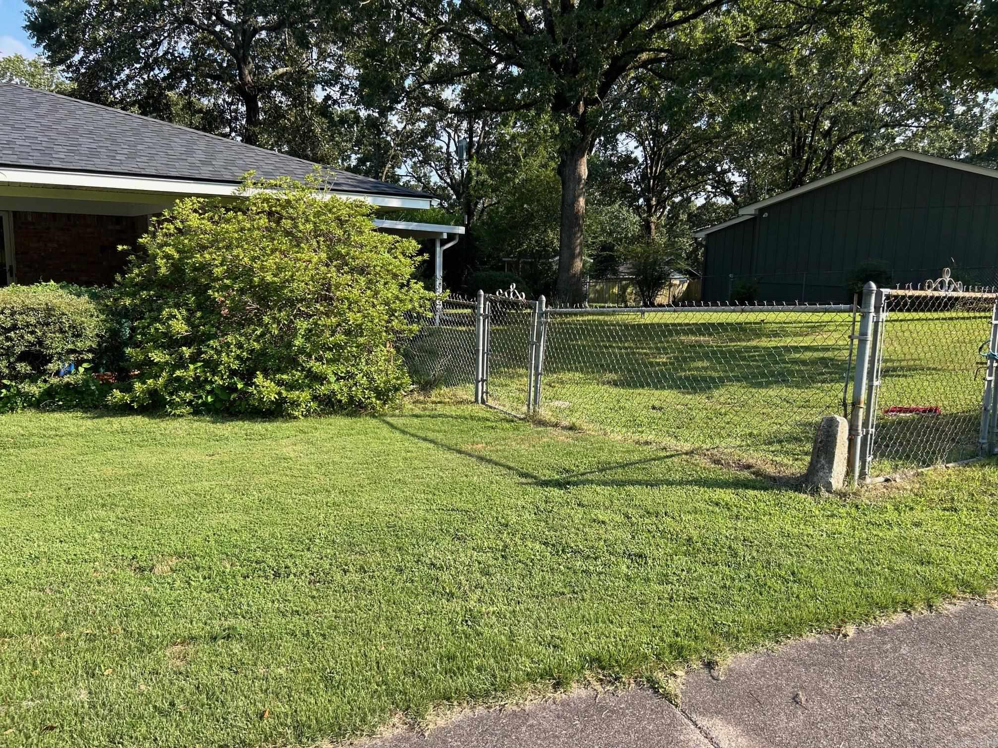 1500 Crestwood  North Little Rock, AR