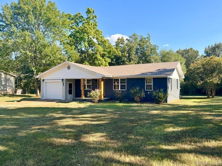 875 Gravel  Newark, AR