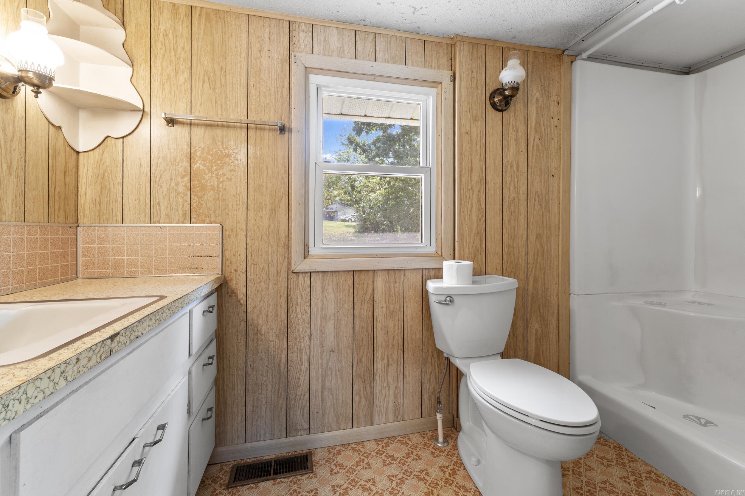1405 Buzzard Roost  Mountain Home, AR