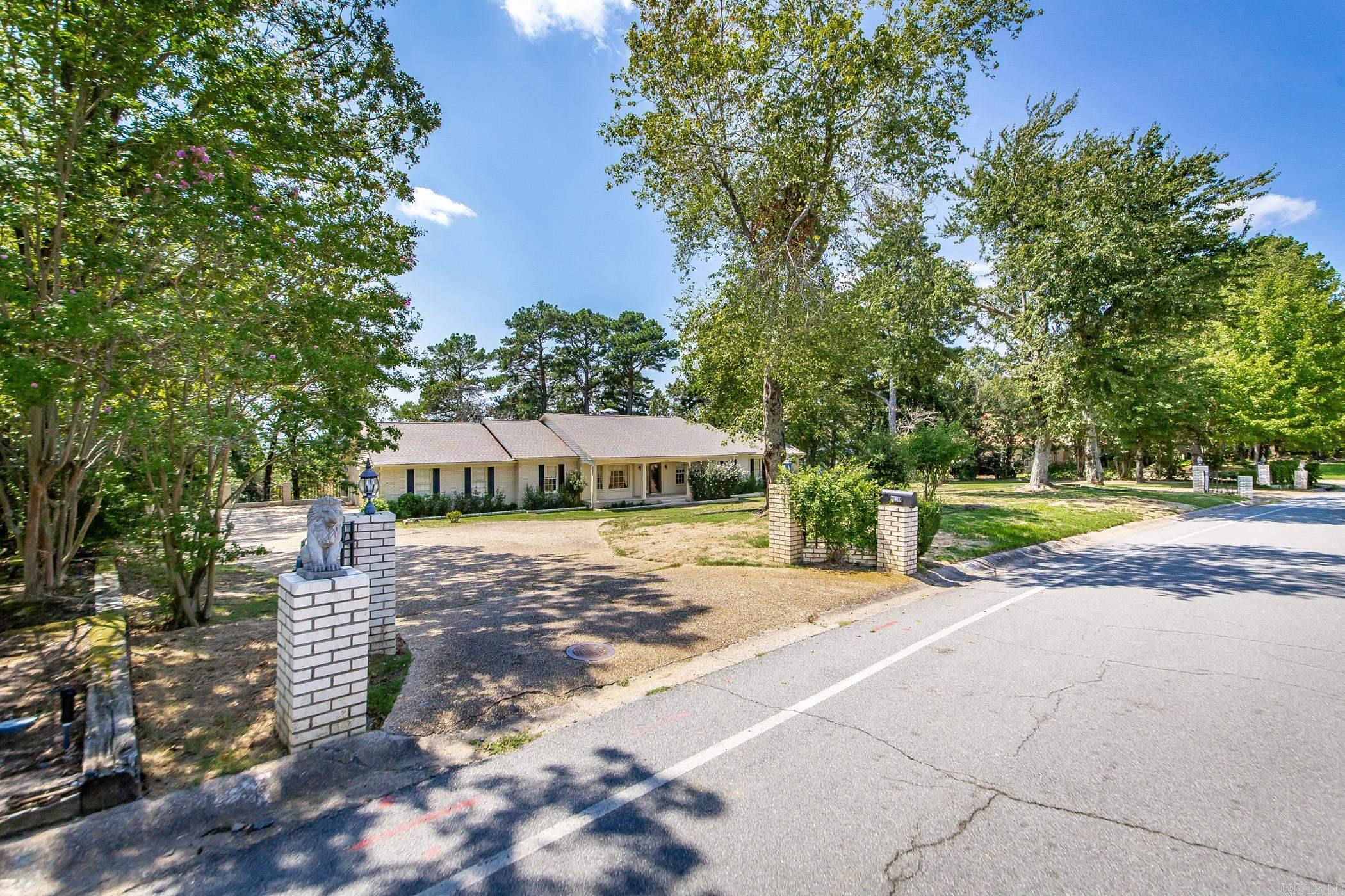 13051 Rivercrest Dr  Little Rock, AR