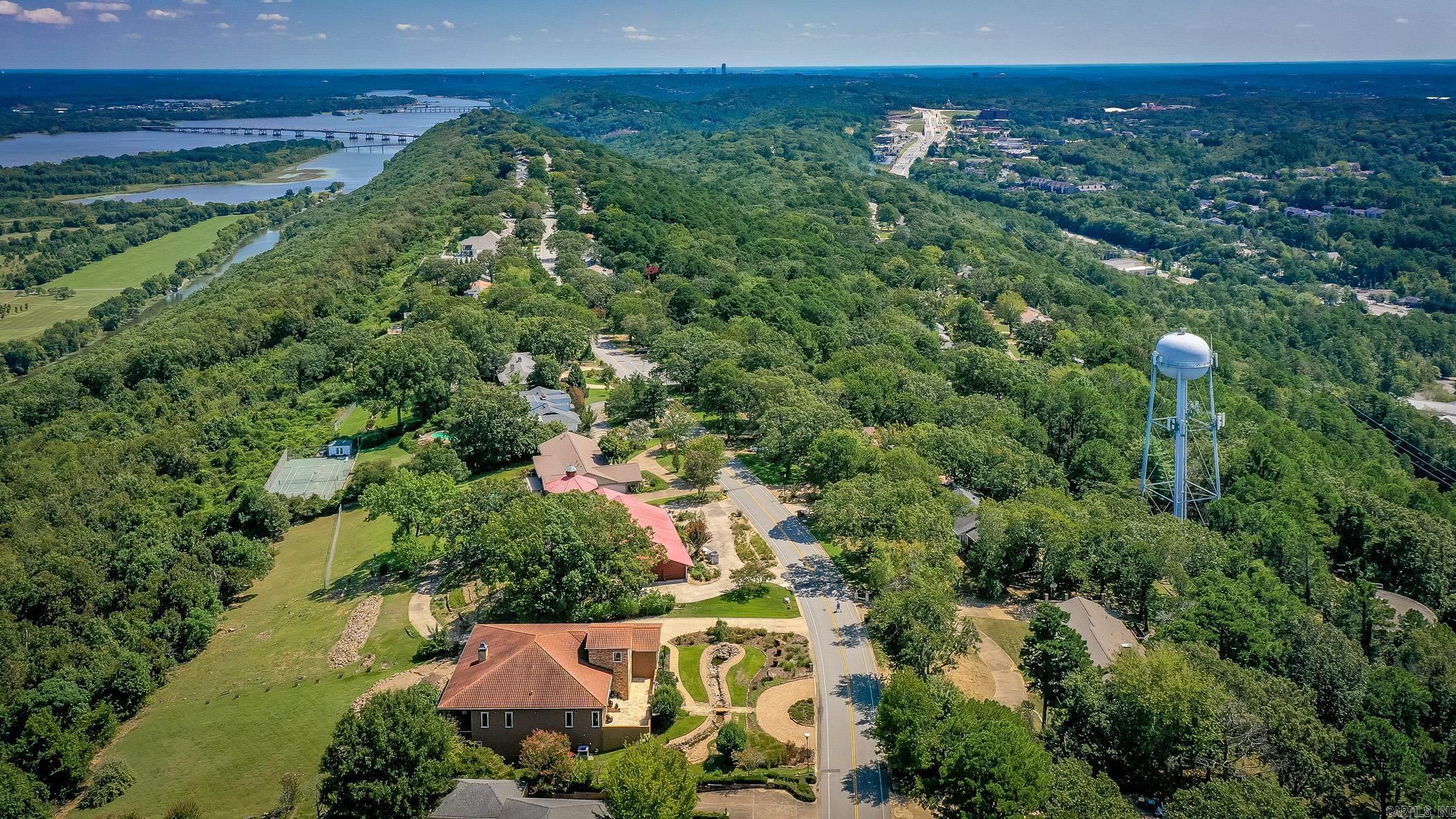 13051 Rivercrest Dr  Little Rock, AR