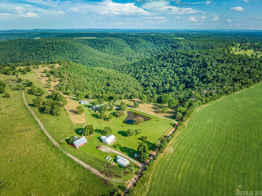 2333 CR 507  Berryville, AR
