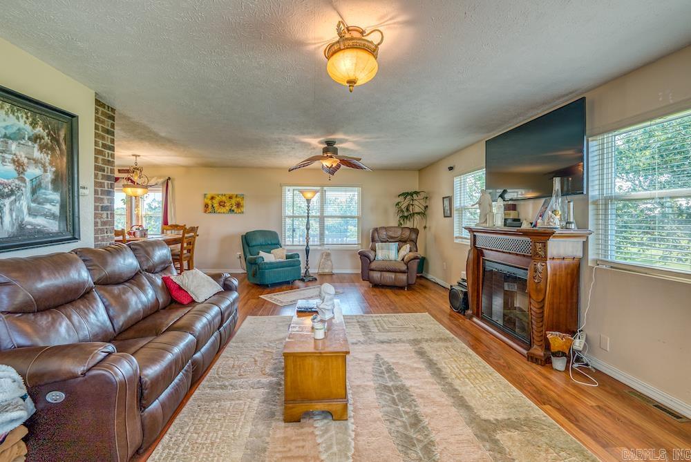 2333 CR 507  Berryville, AR
