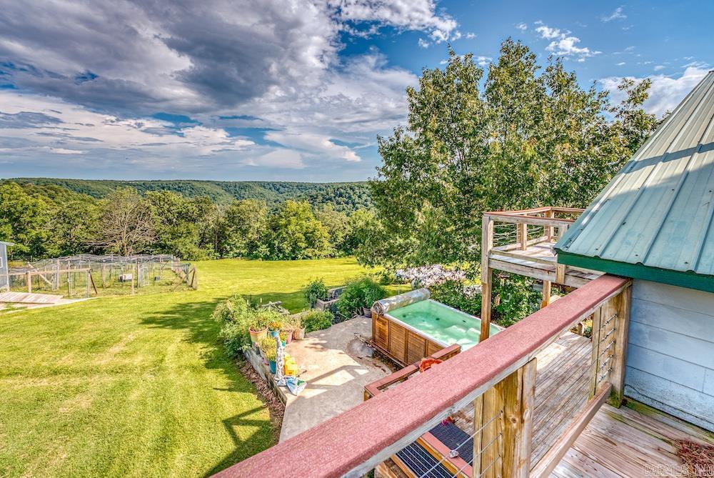 2333 CR 507  Berryville, AR