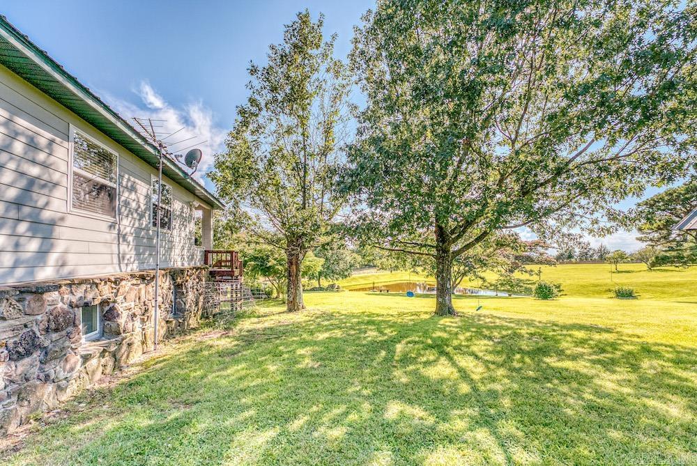 2333 CR 507  Berryville, AR