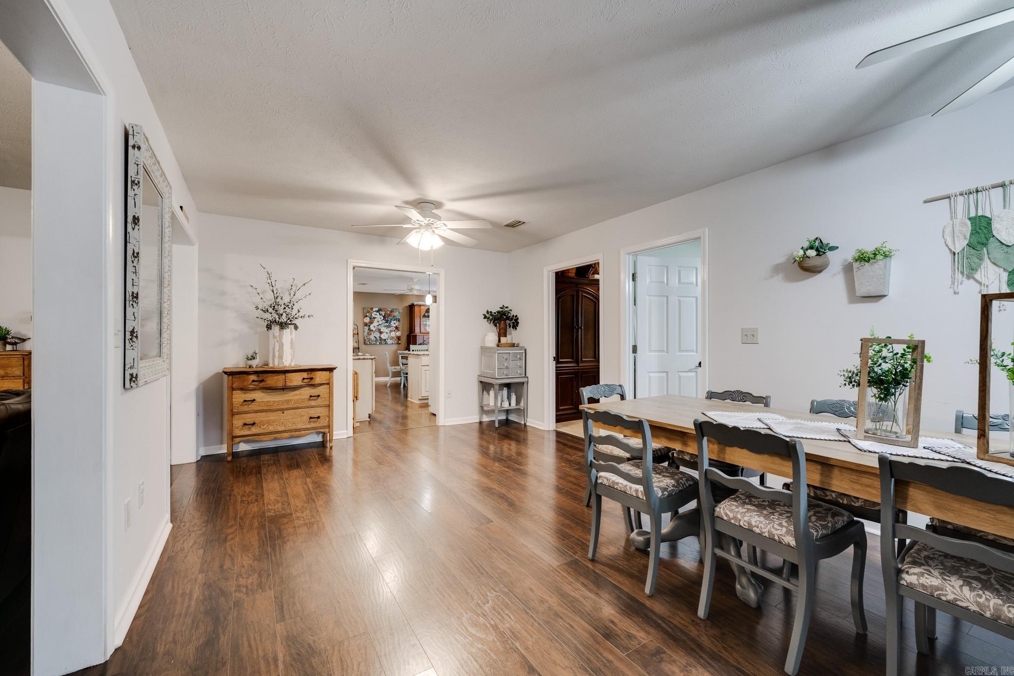 12 Gingerbread  Conway, AR