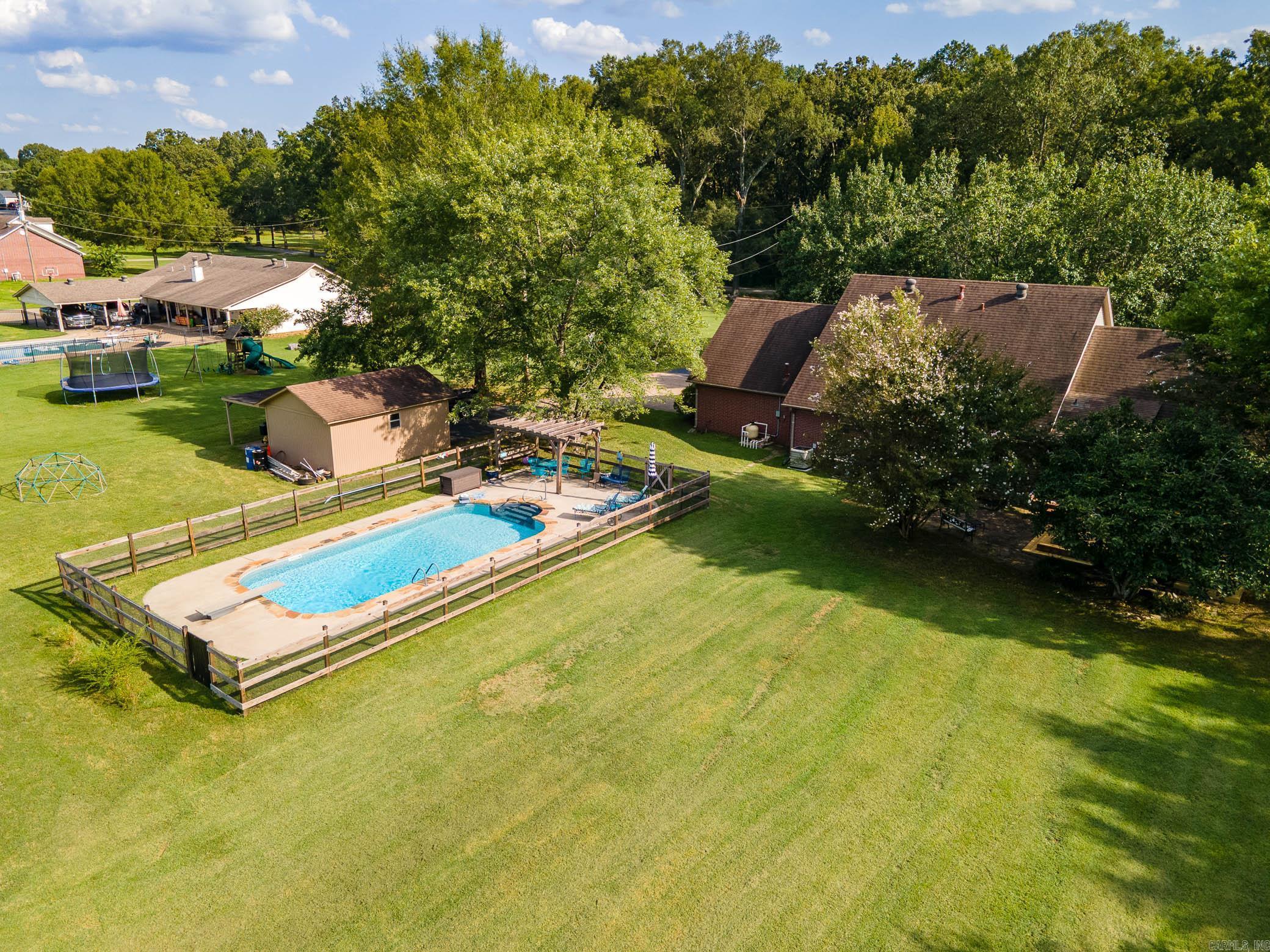 12 Gingerbread  Conway, AR