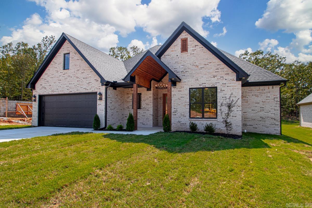 597 Valley Oak Drive  Sherwood, AR