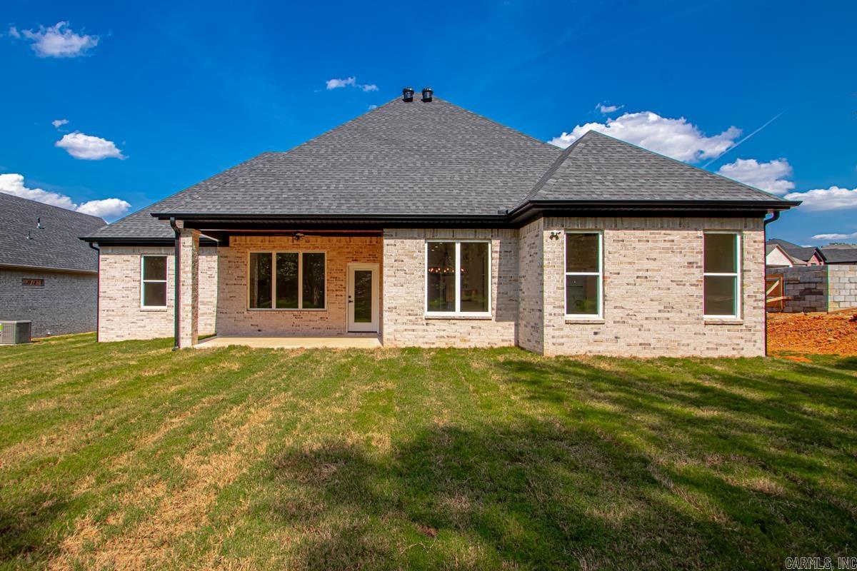 597 Valley Oak Drive  Sherwood, AR