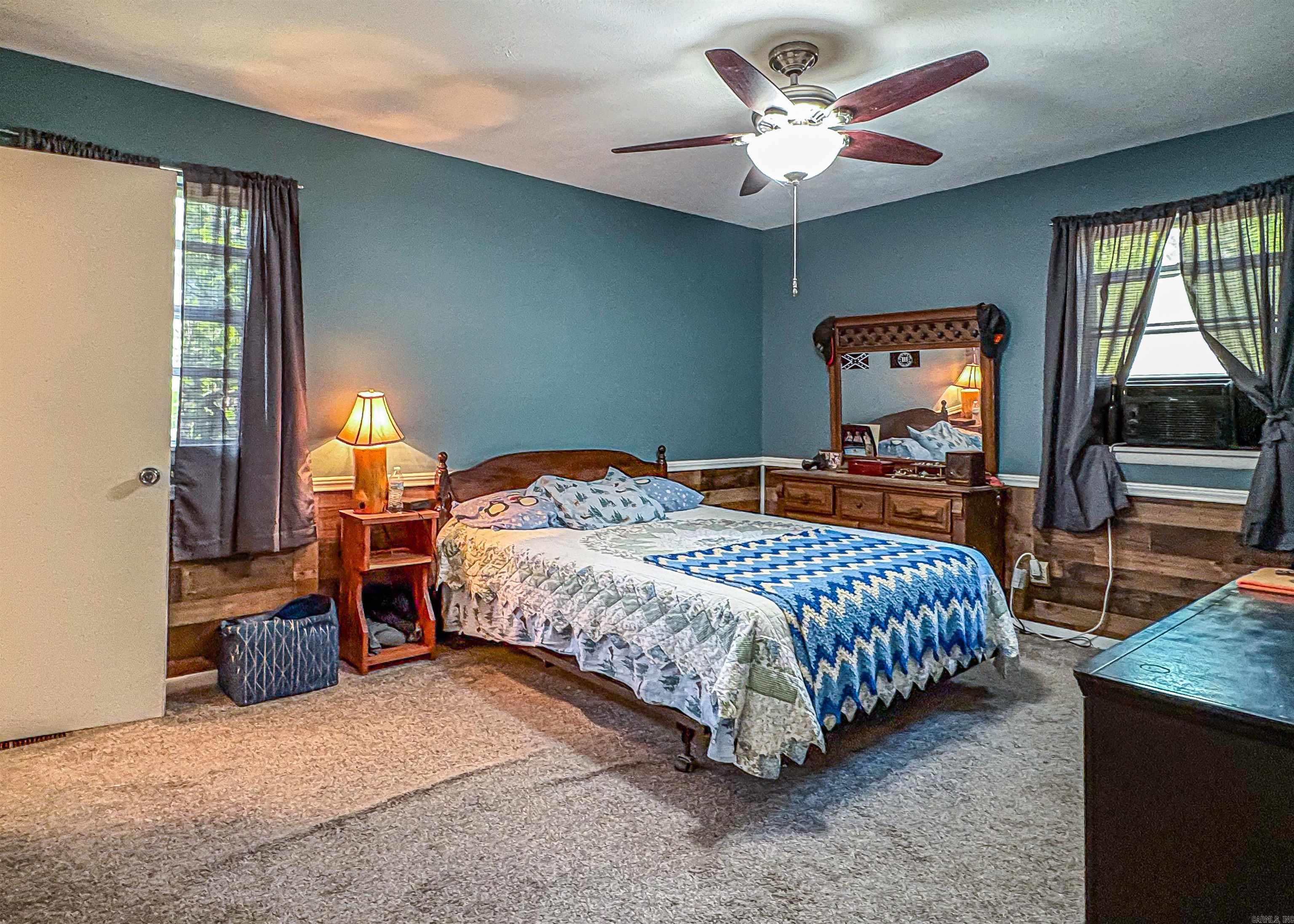 33 Ewe  Yellville, AR