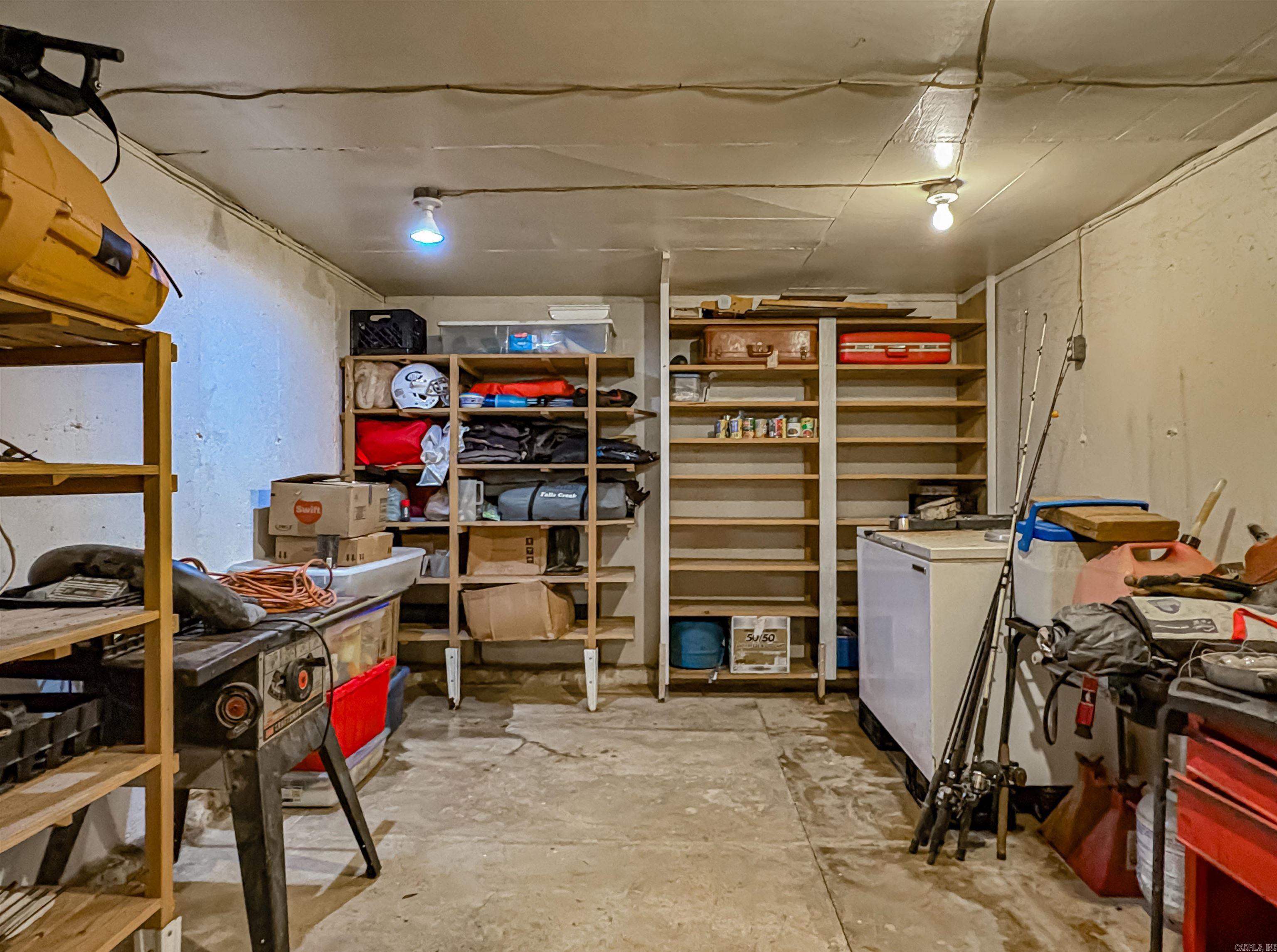 33 Ewe  Yellville, AR