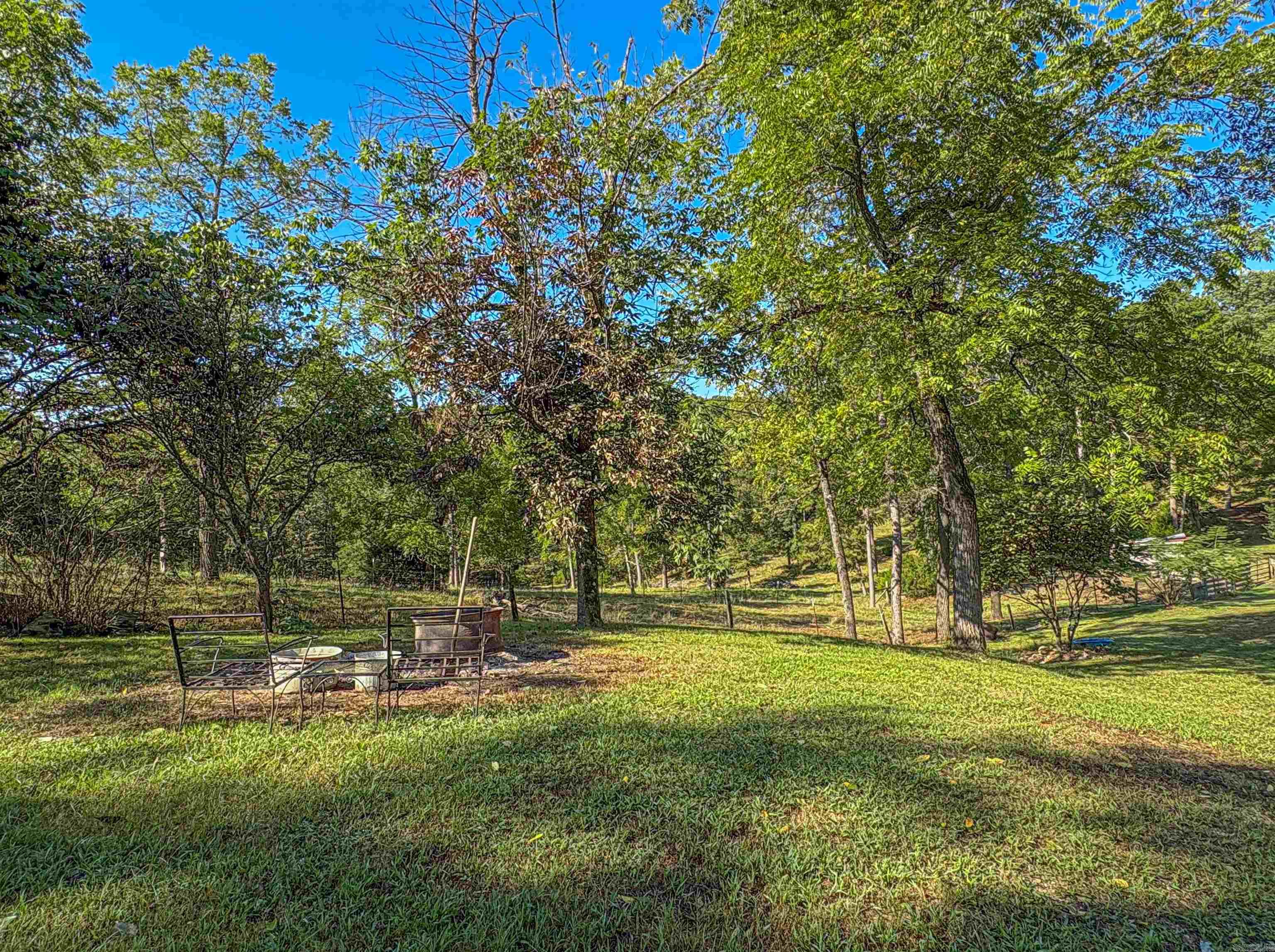 33 Ewe  Yellville, AR