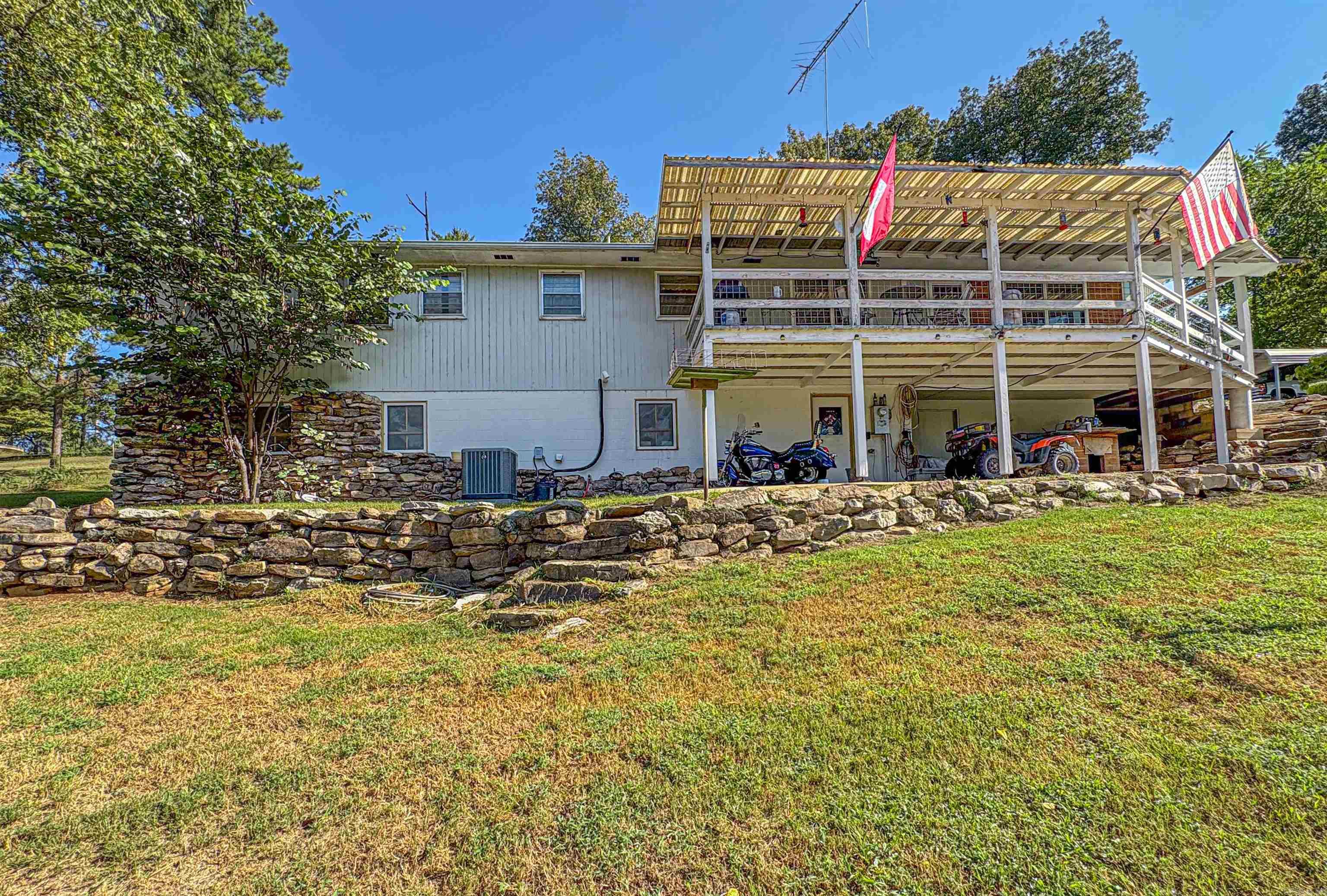 33 Ewe  Yellville, AR