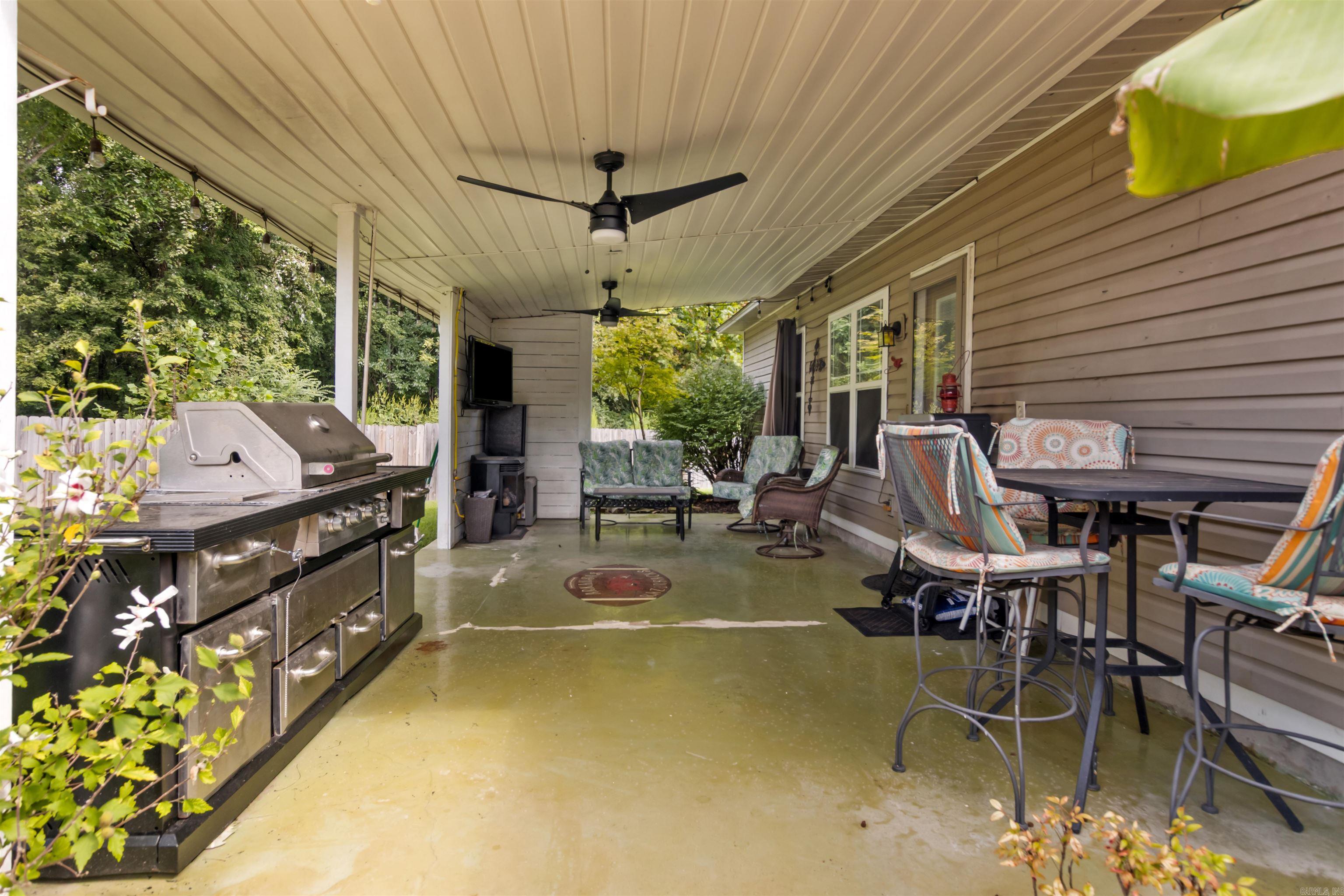 246 Plum  Austin, AR