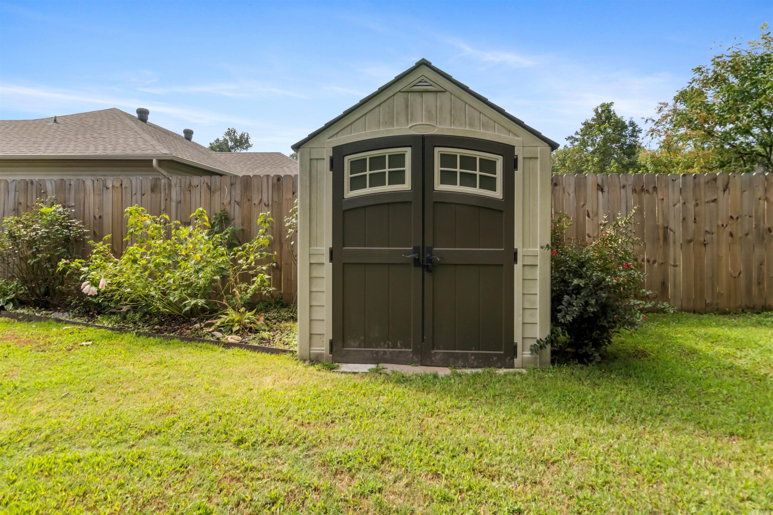 246 Plum  Austin, AR