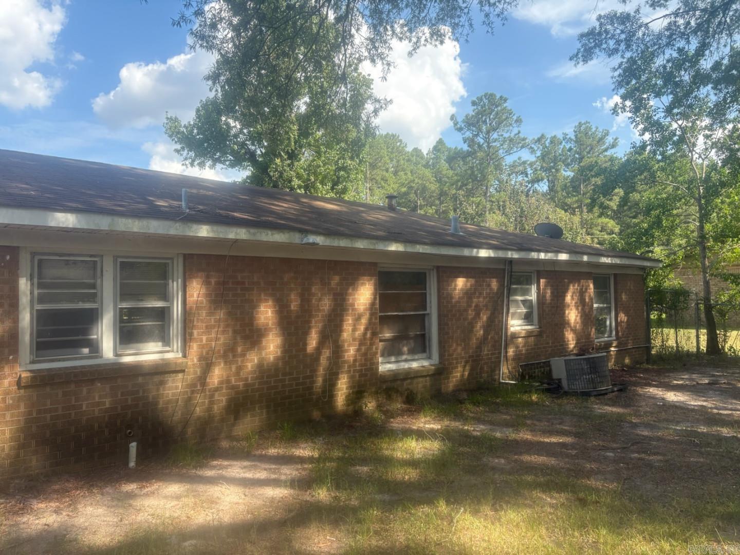 902 Mt Holly  Smackover, AR