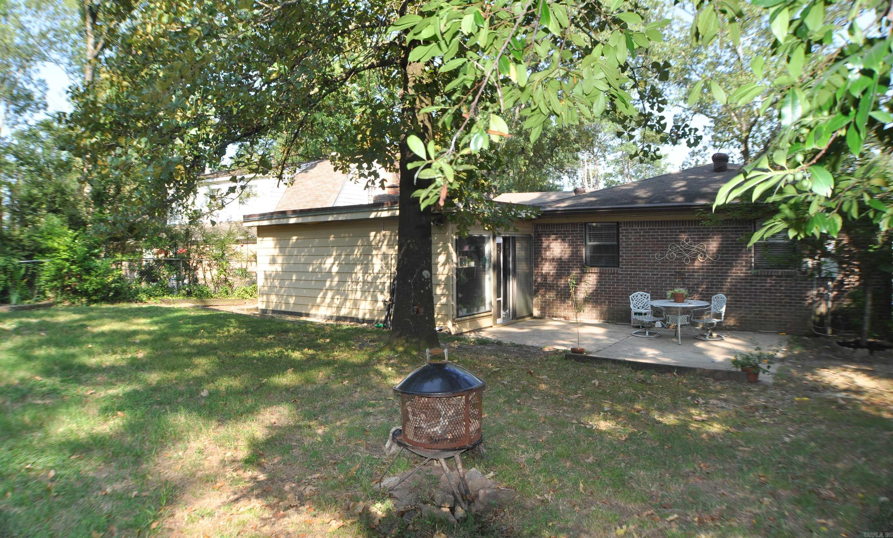 15 Tomahawk  Little Rock, AR