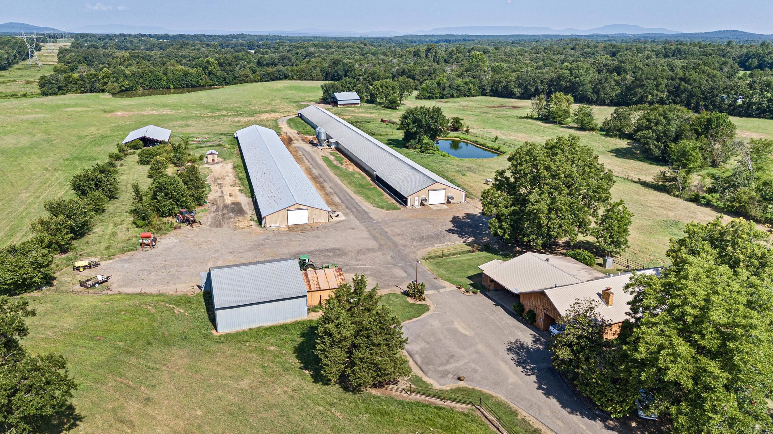10577 Pleasant Valley  Ola, AR