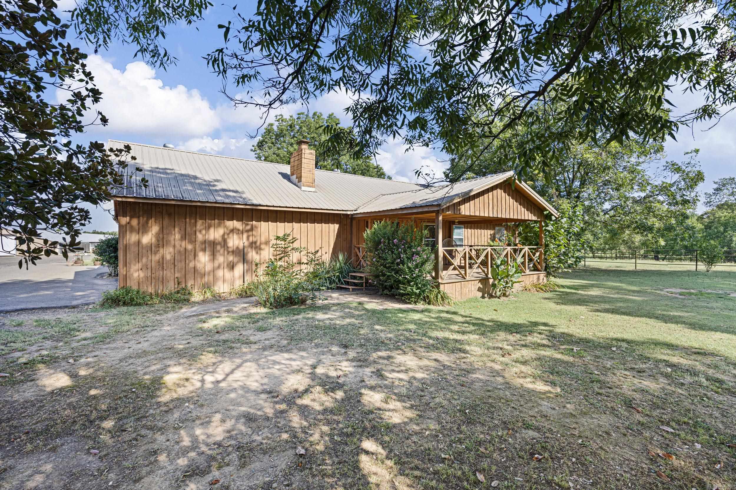 10577 Pleasant Valley  Ola, AR