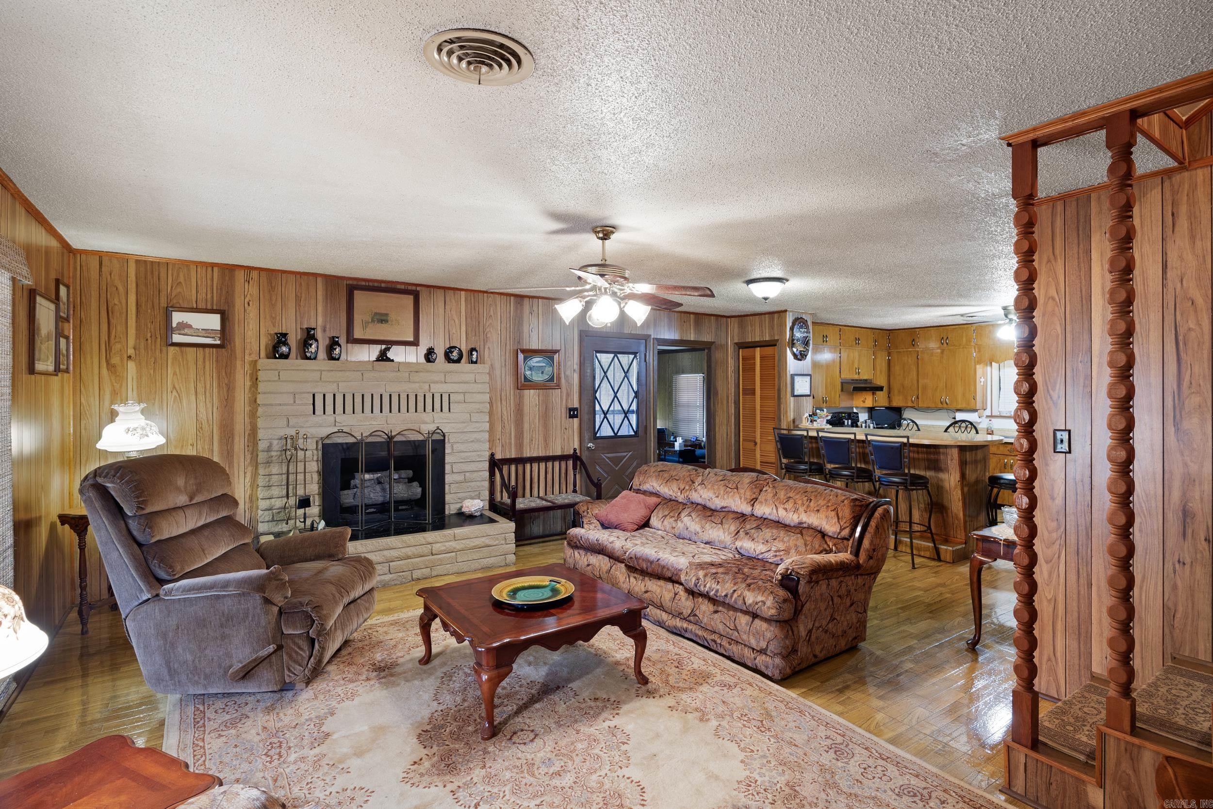 10577 Pleasant Valley  Ola, AR