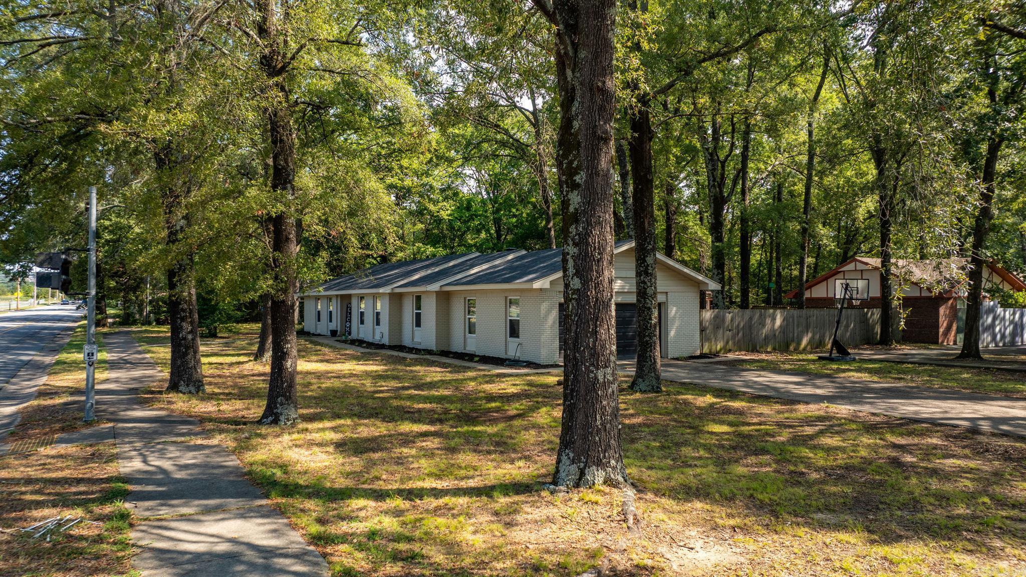 50 White Oak  Conway, AR