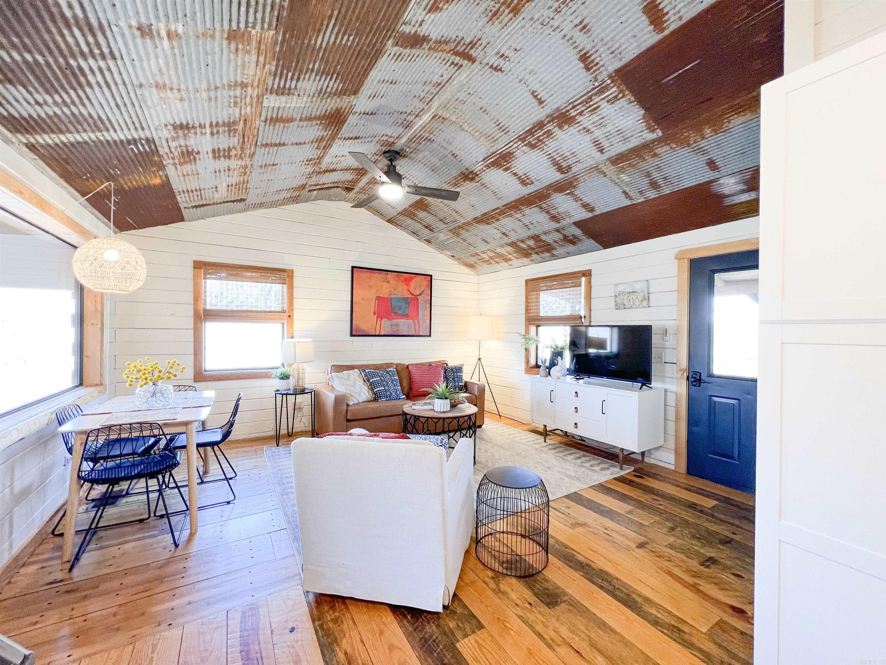 912 Double Bridge Loop  Mountain View, AR