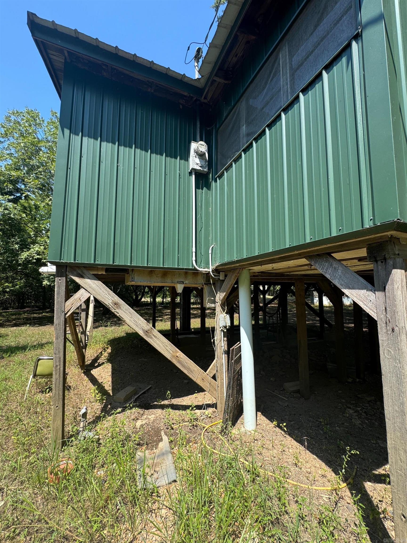 1806 County Rd 150  Augusta, AR