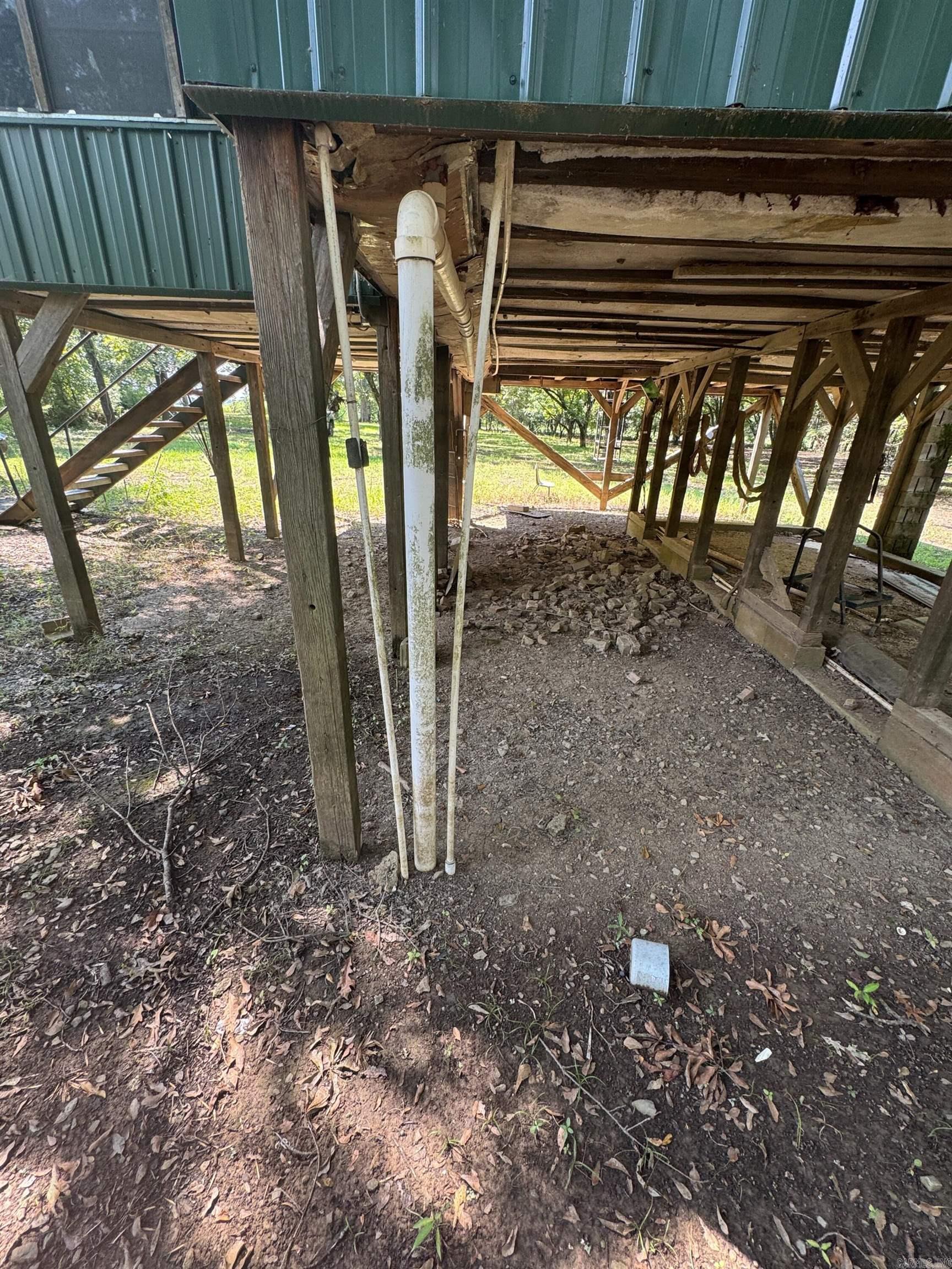 1806 County Rd 150  Augusta, AR